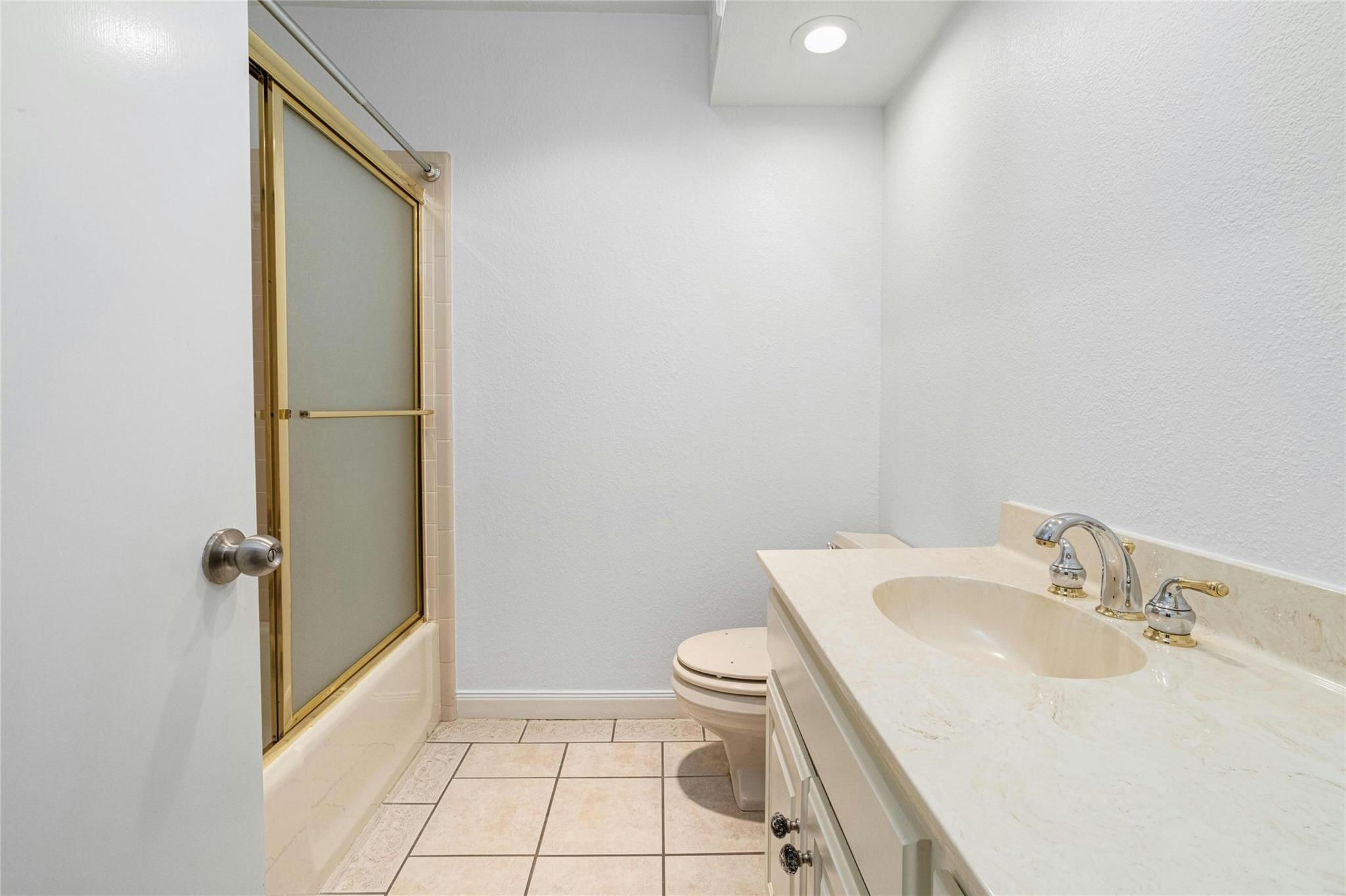 5705 Sam Houston CIR