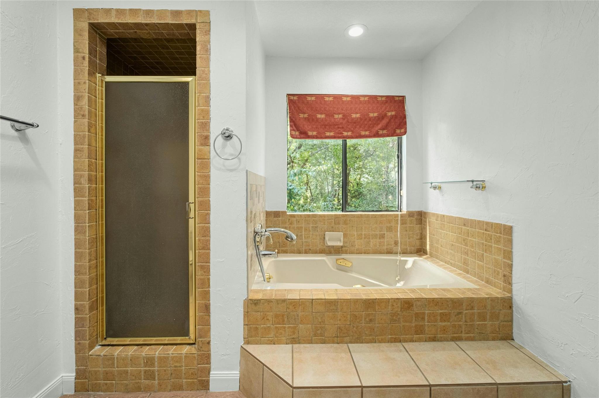 5705 Sam Houston CIR