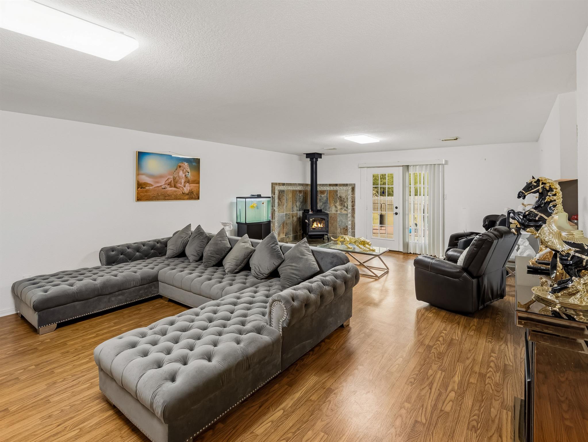 107 Turner LN