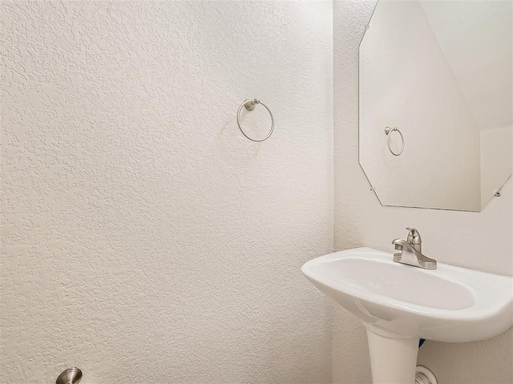 2039 Lisa LN