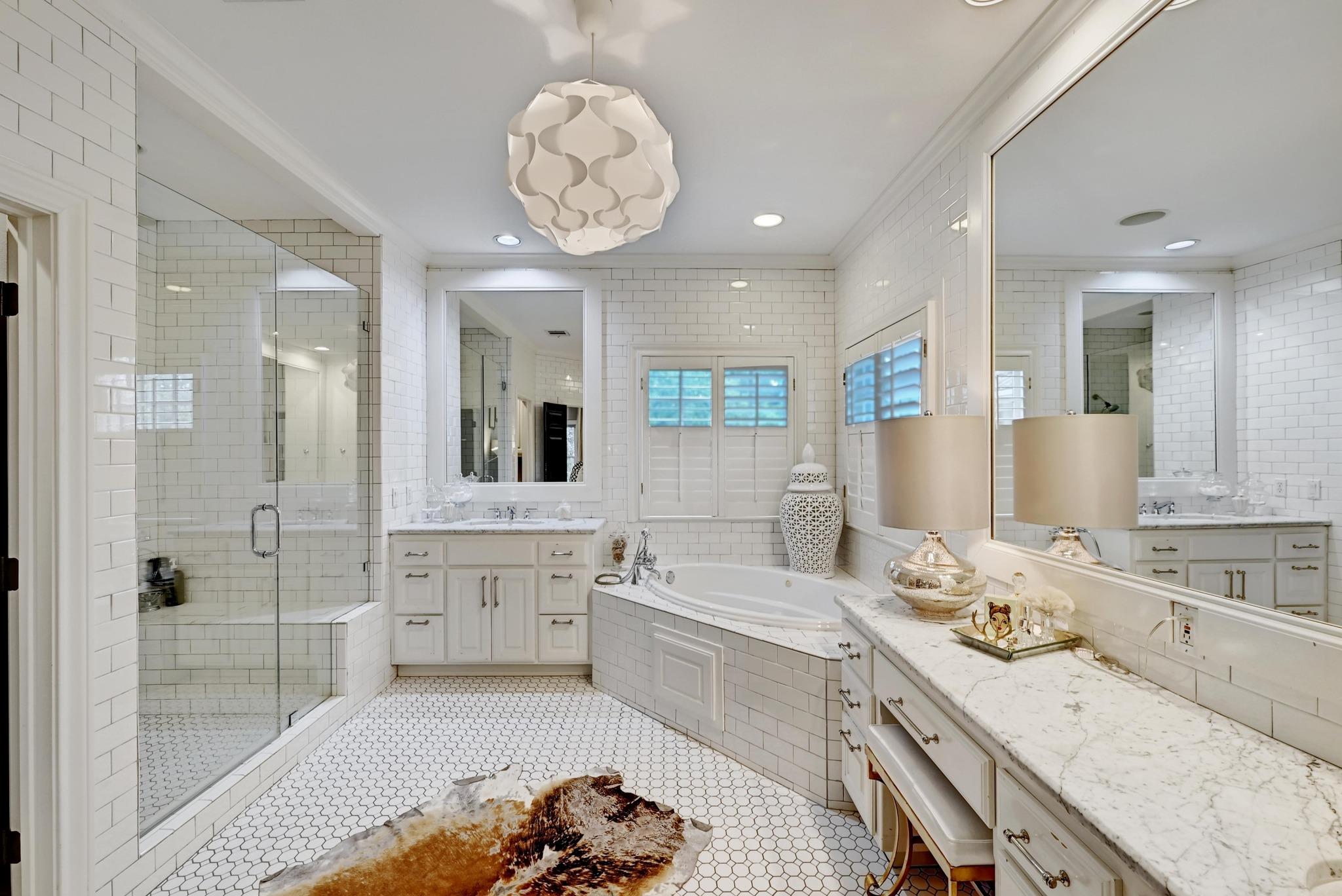 2100 Rue De St Germaine