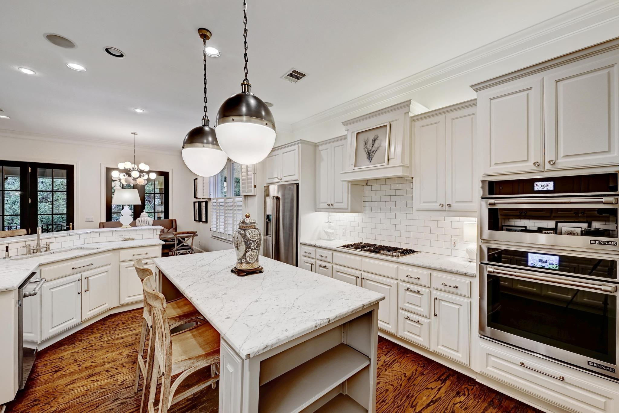 2100 Rue De St Germaine