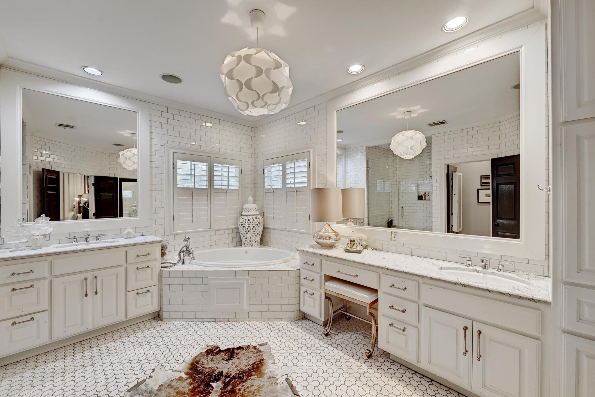 2100 Rue De St Germaine