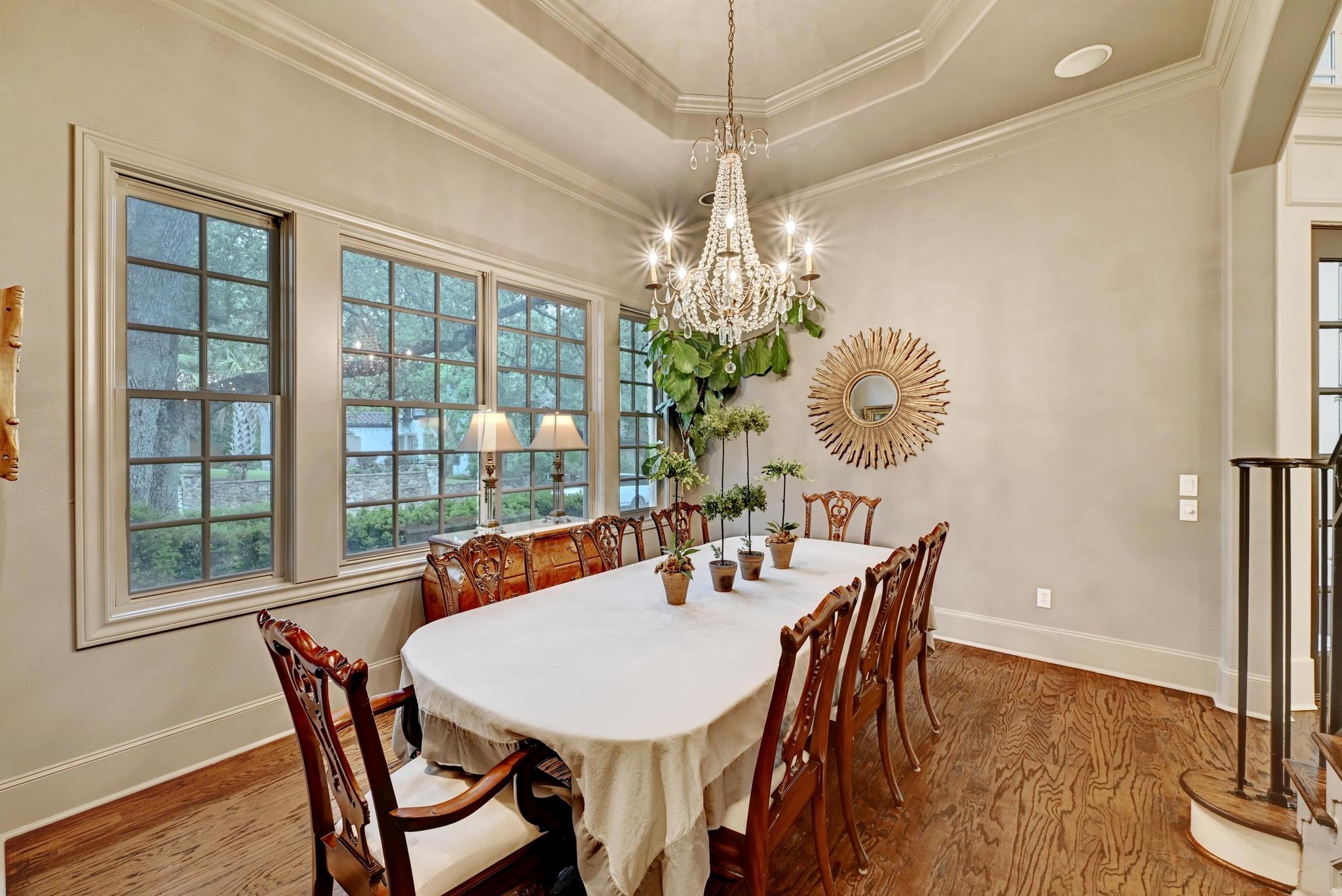 2100 Rue De St Germaine