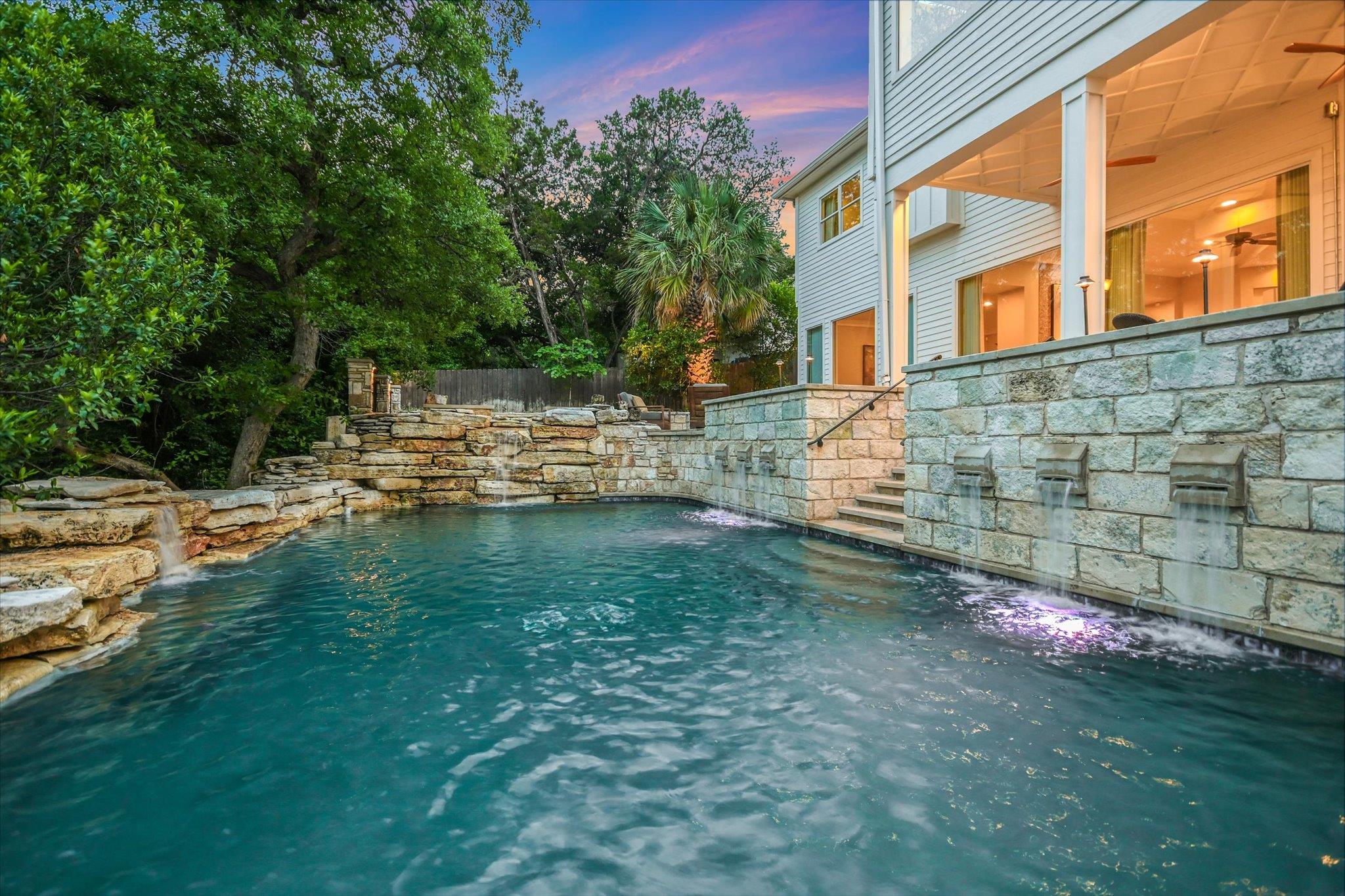 1703 Brookhaven DR