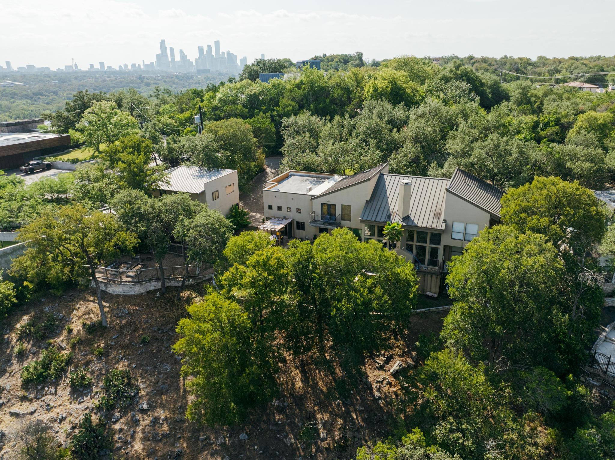 102 Canyon CIR W