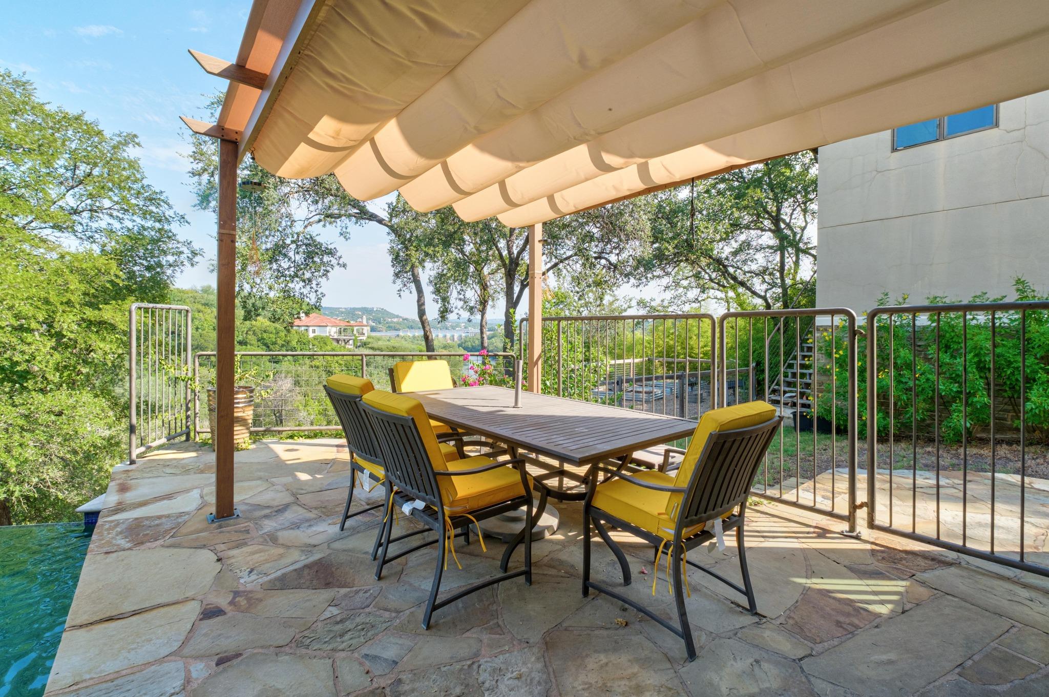 102 Canyon CIR W