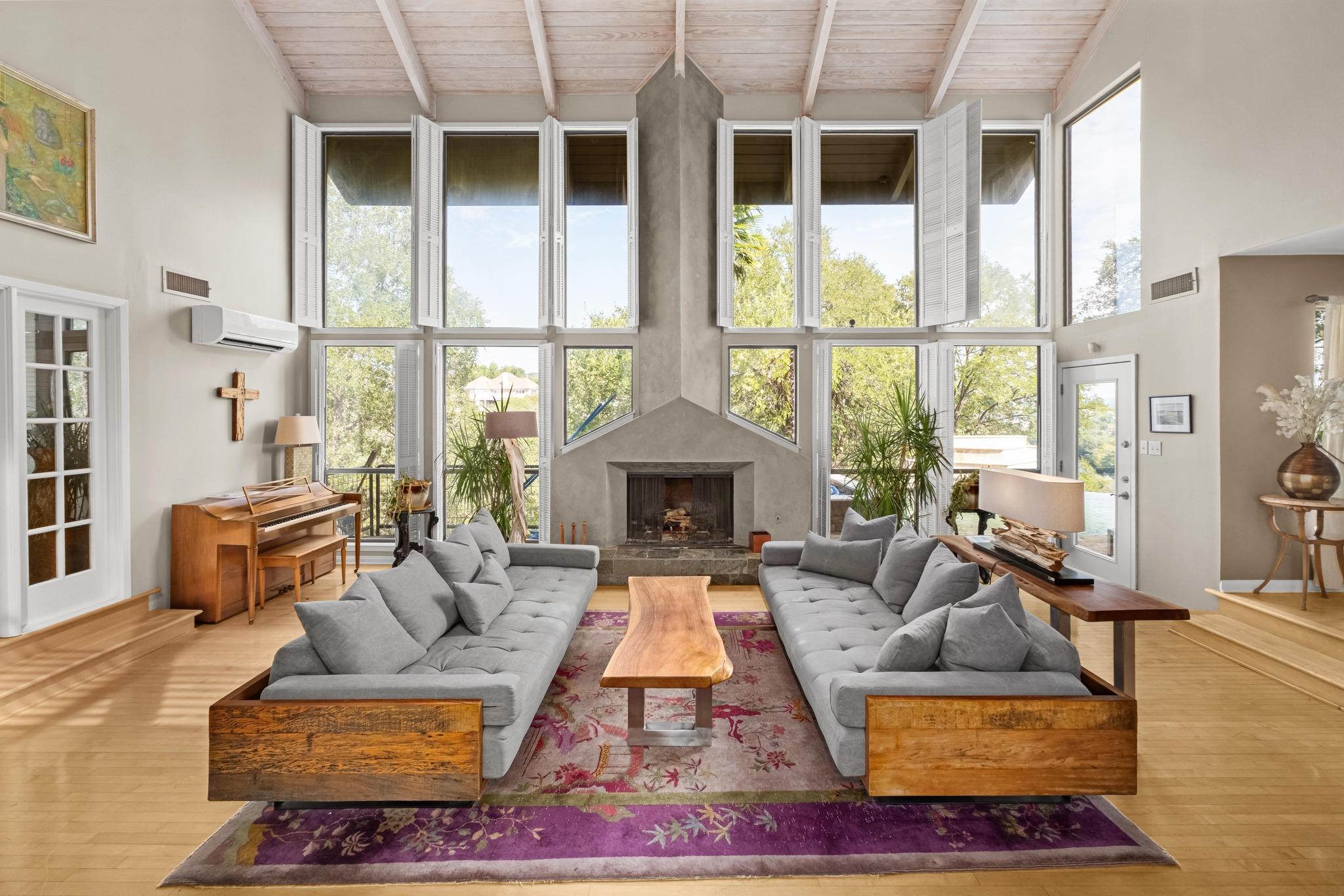102 Canyon CIR W