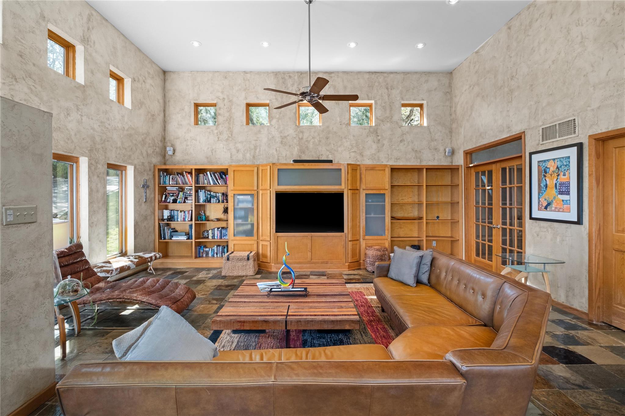 102 Canyon CIR W