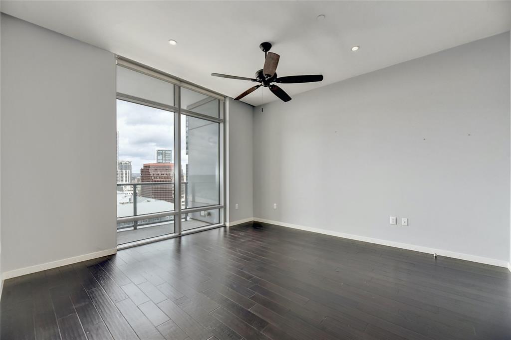 200 Congress Ave # 13A