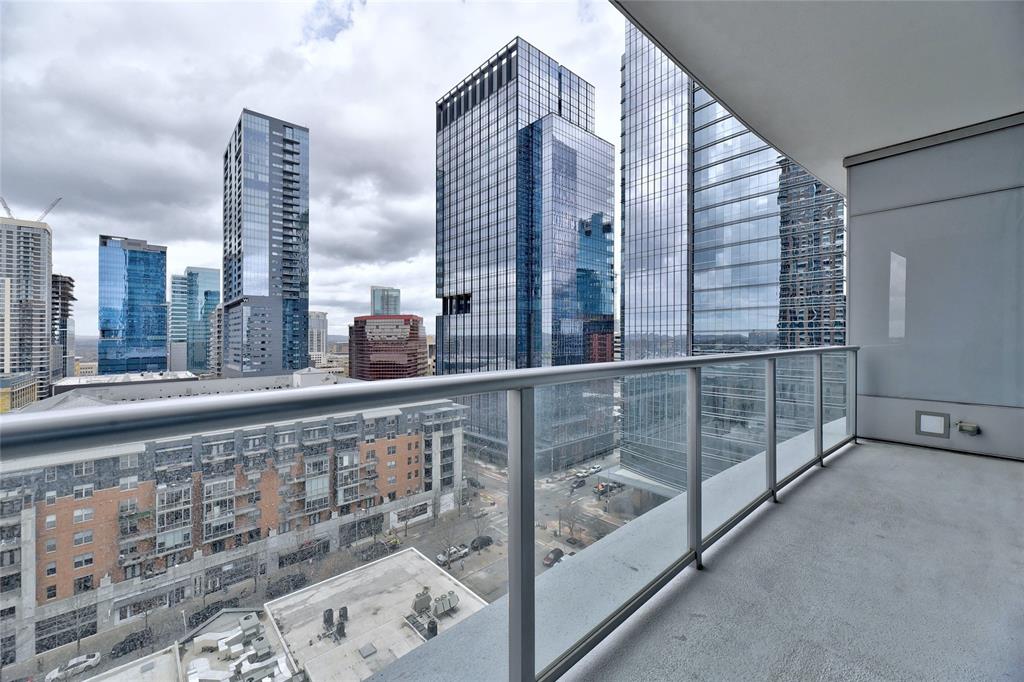 200 Congress Ave # 13A