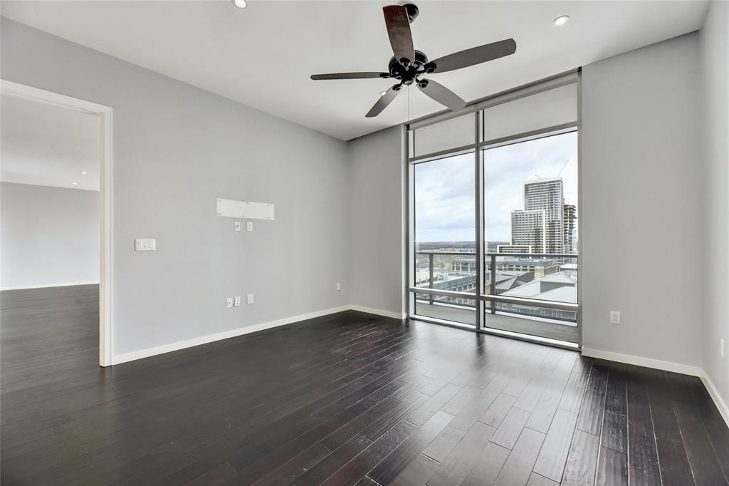200 Congress Ave # 13A