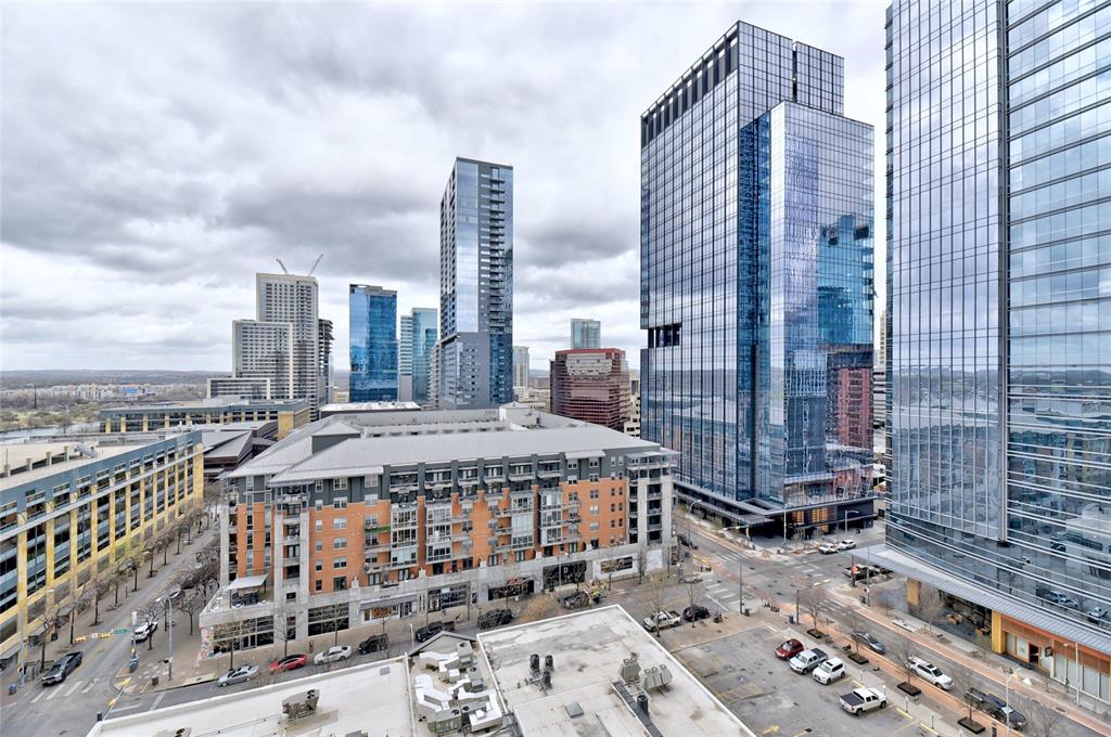 200 Congress Ave # 13A
