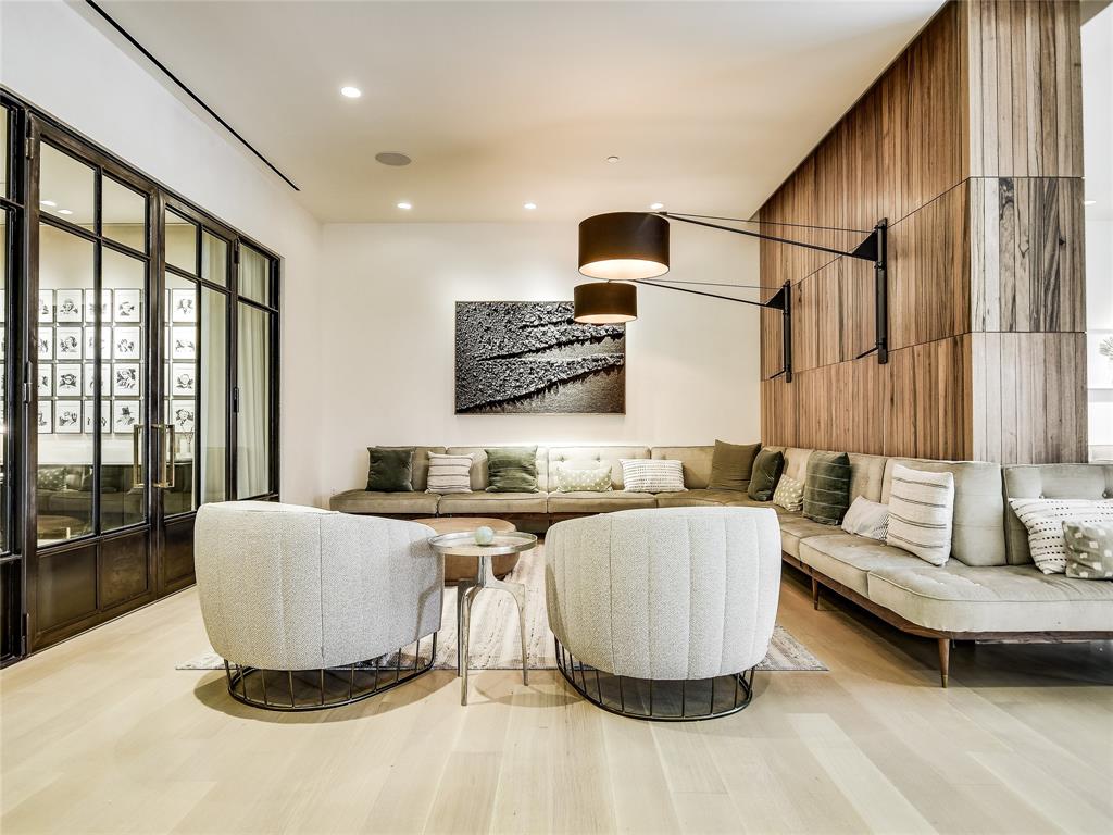 501 West Ave # 3202
