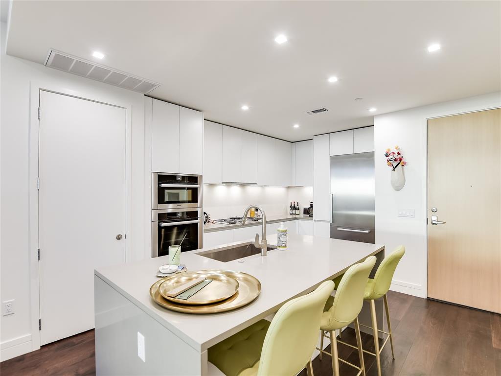 501 West Ave # 3202