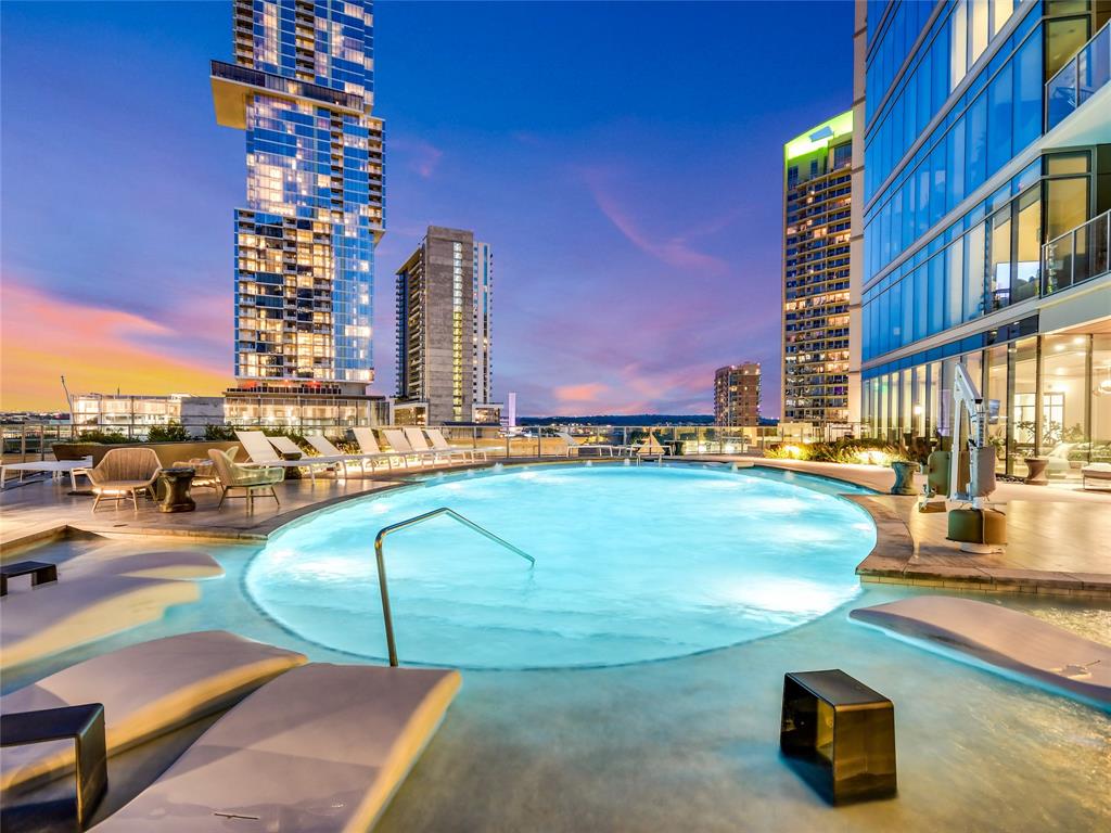 501 West Ave # 3202