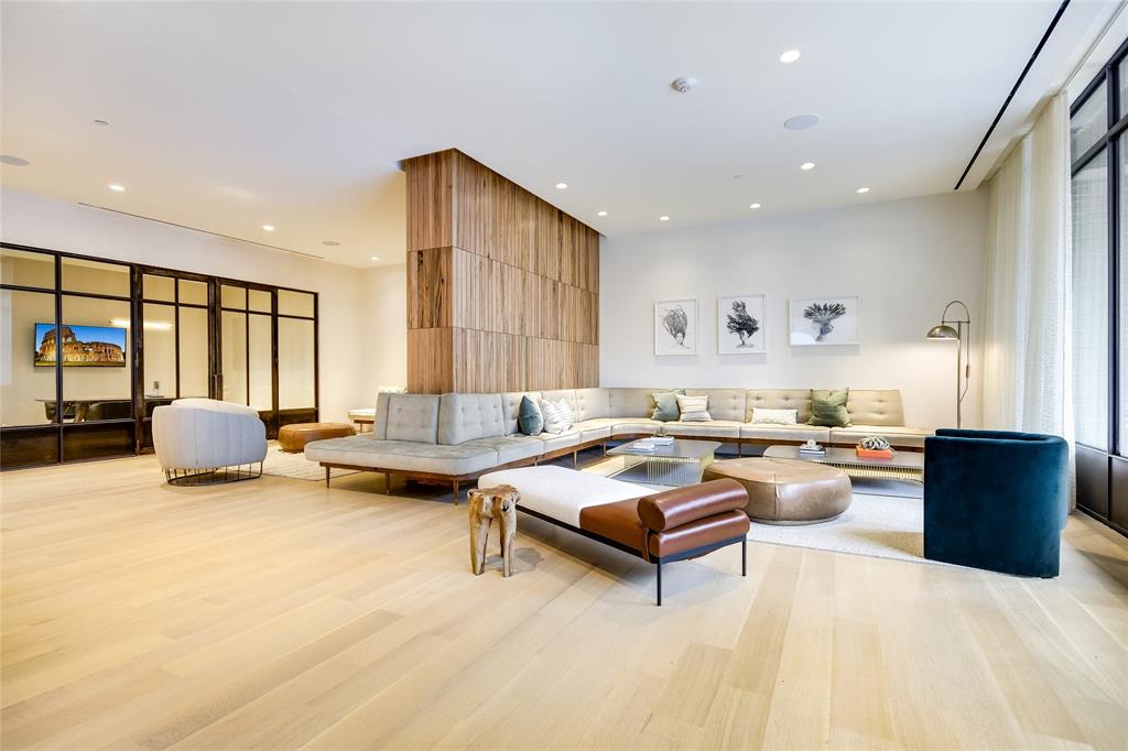 501 West Ave # 3202