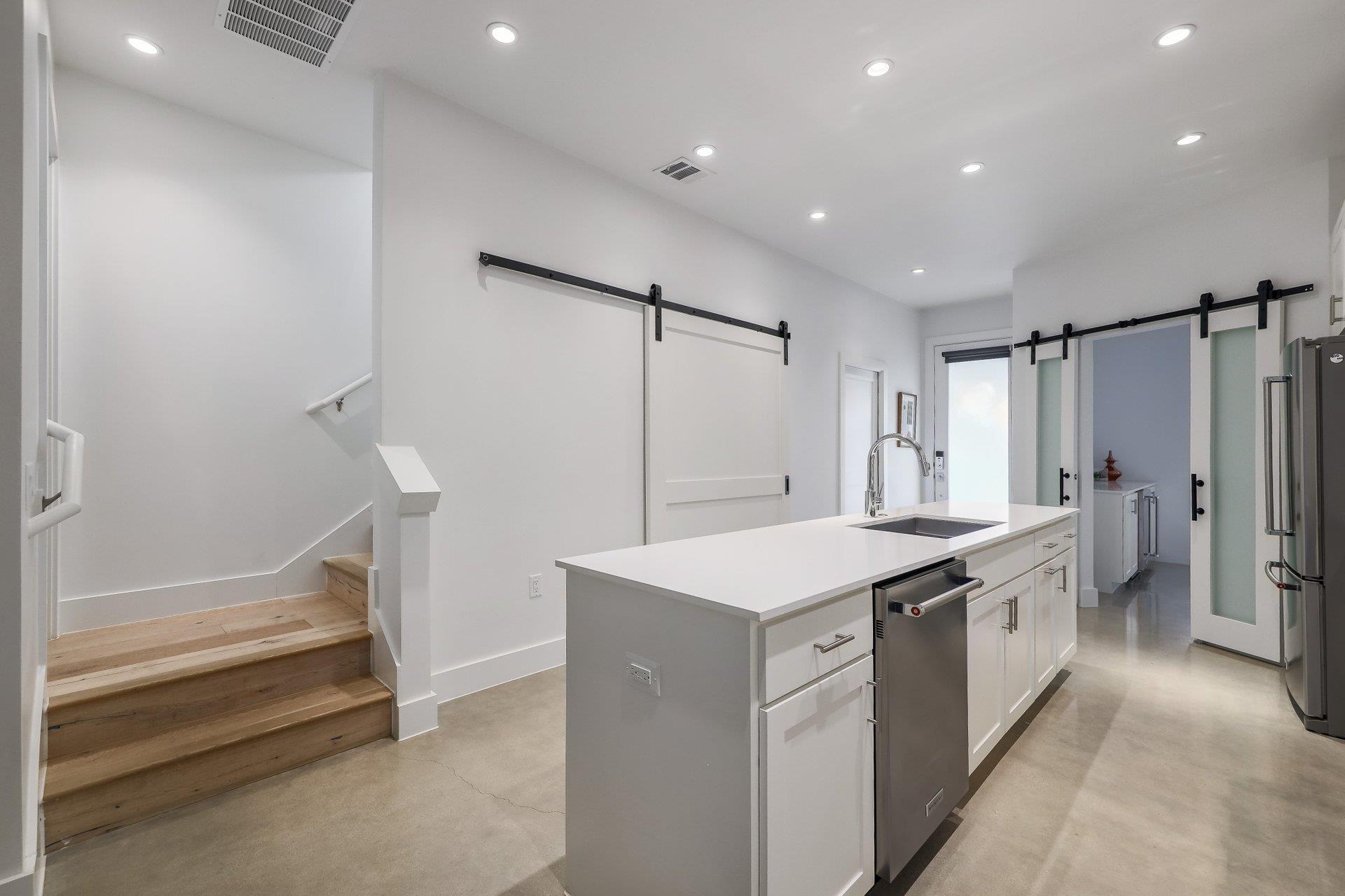 2111 Brackenridge ST # A