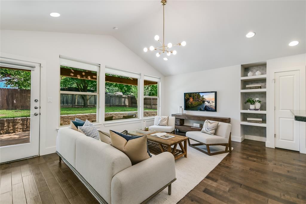 1504 Westmoor DR