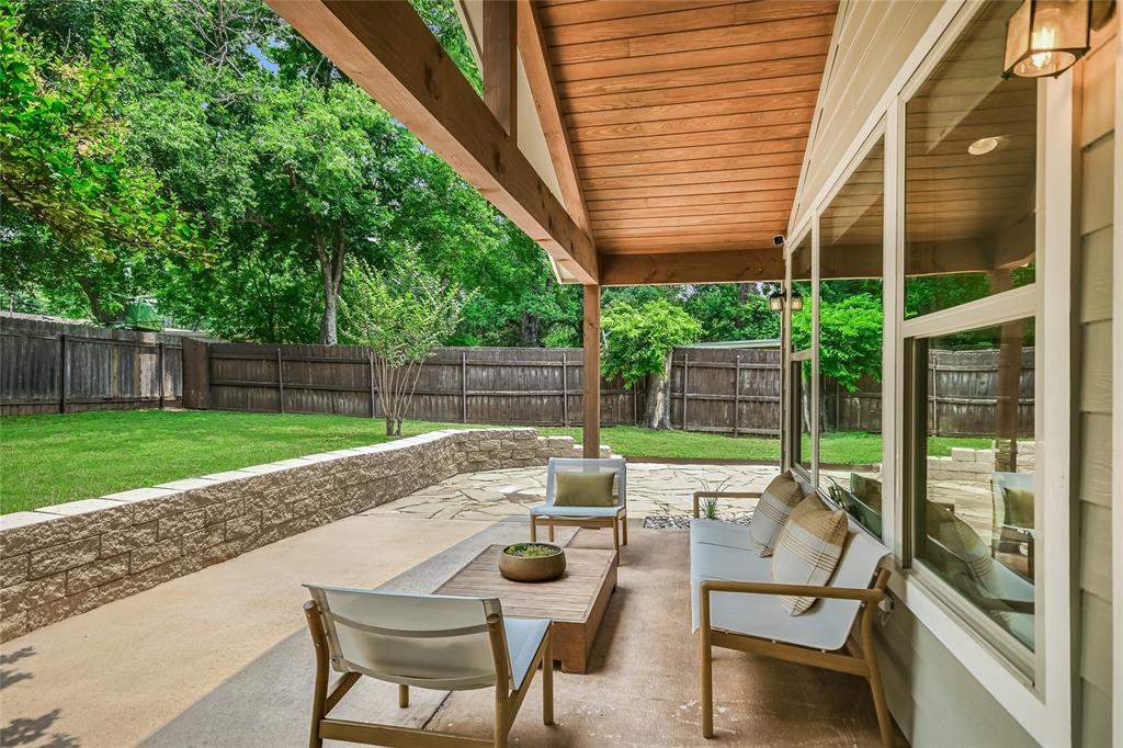 1504 Westmoor DR