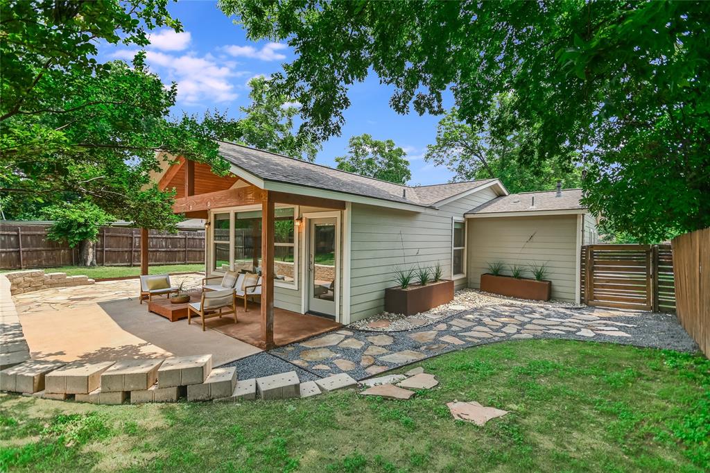 1504 Westmoor DR