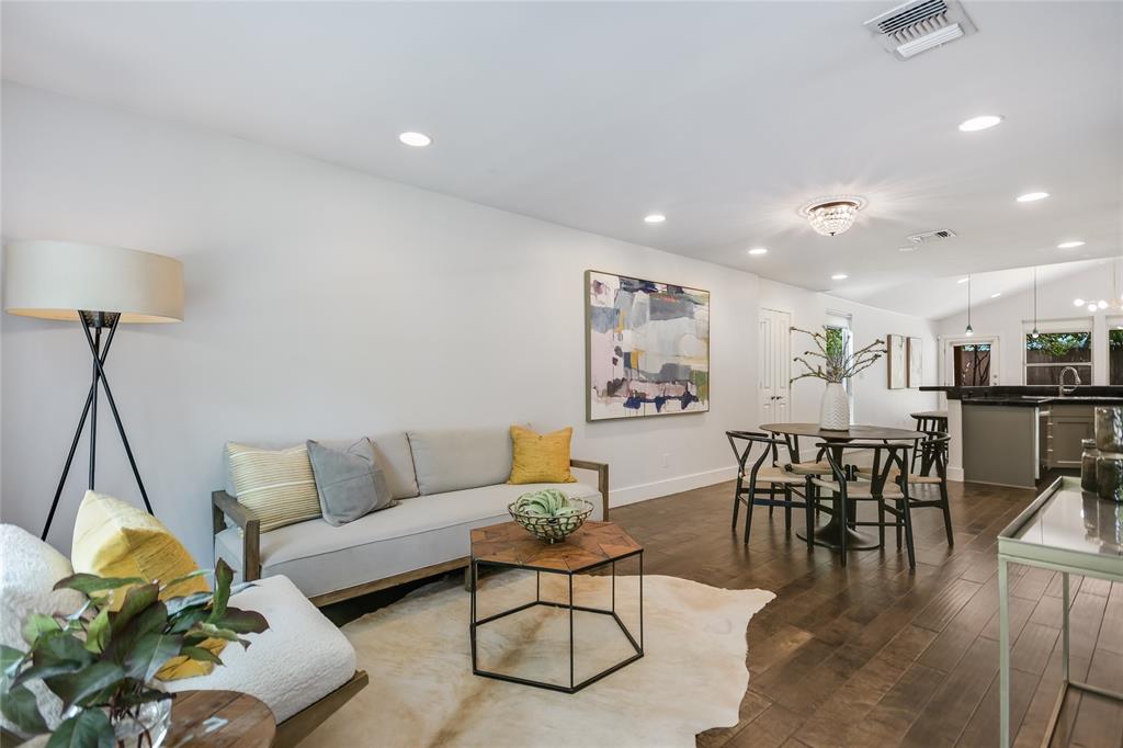 1504 Westmoor DR
