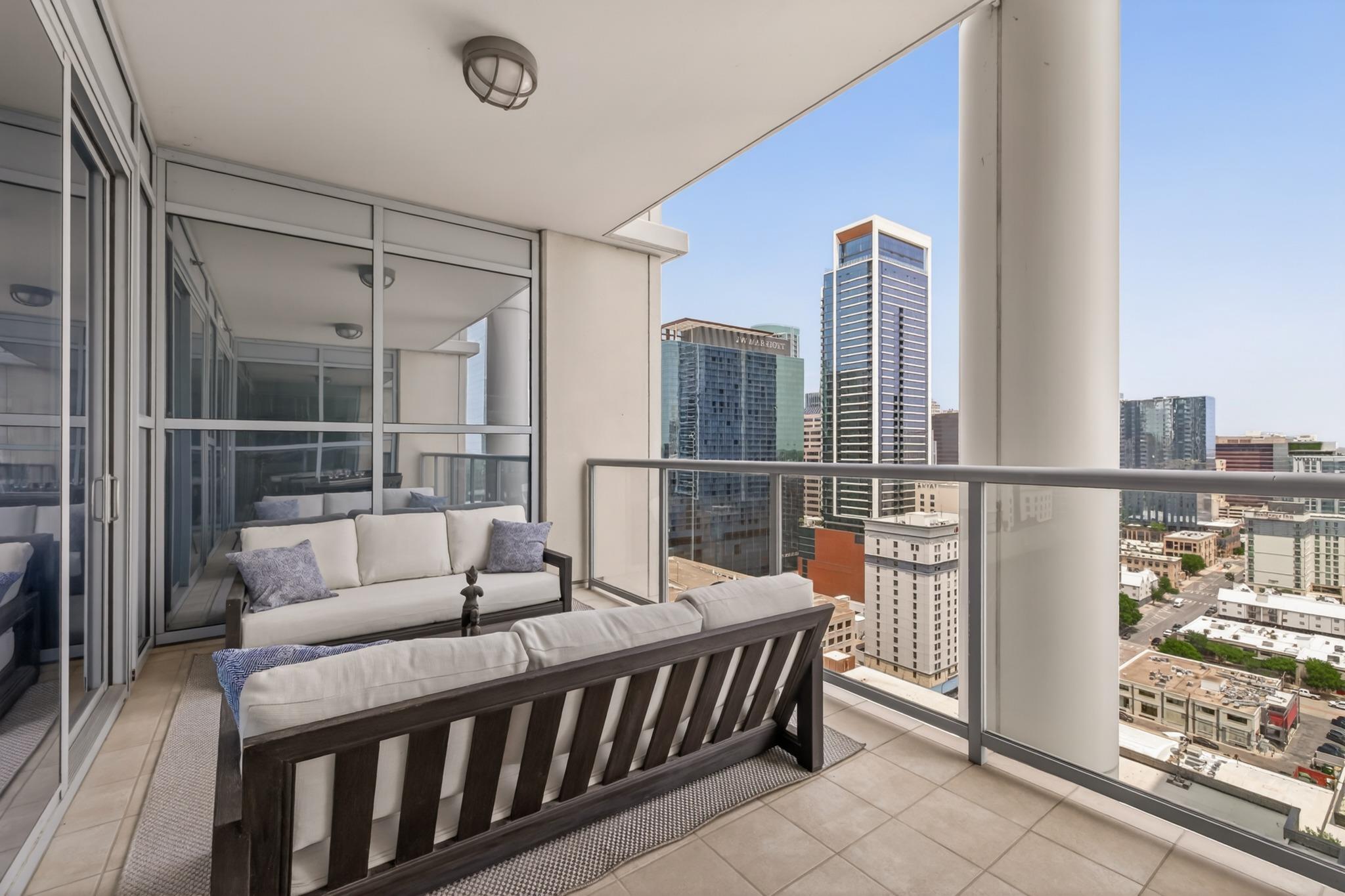 98 San Jacinto BLVD # 2103