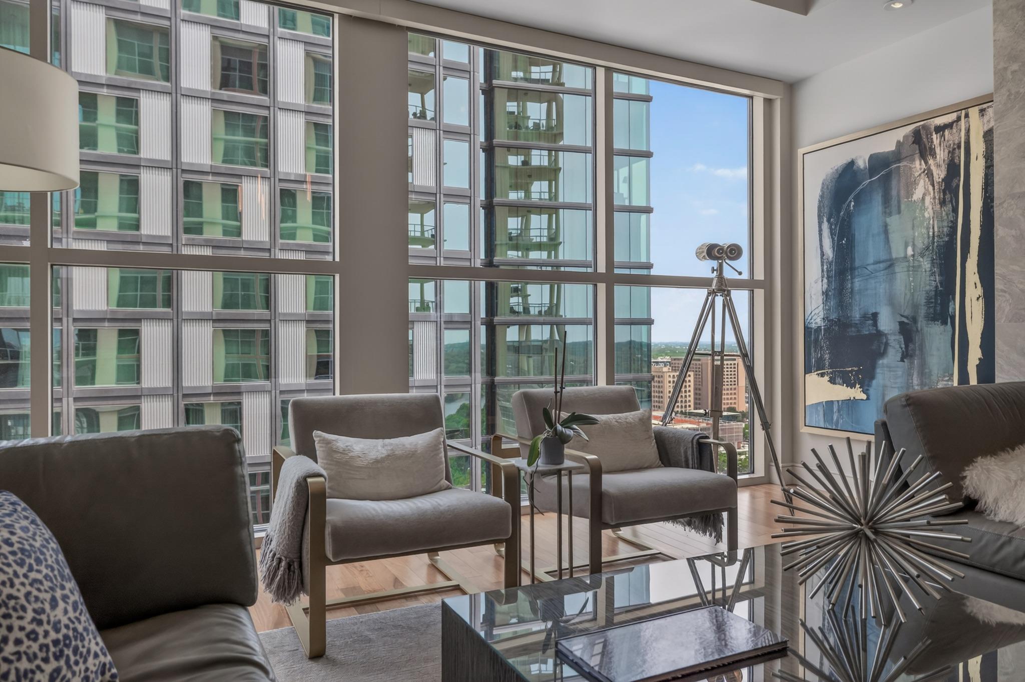 98 San Jacinto BLVD # 2103
