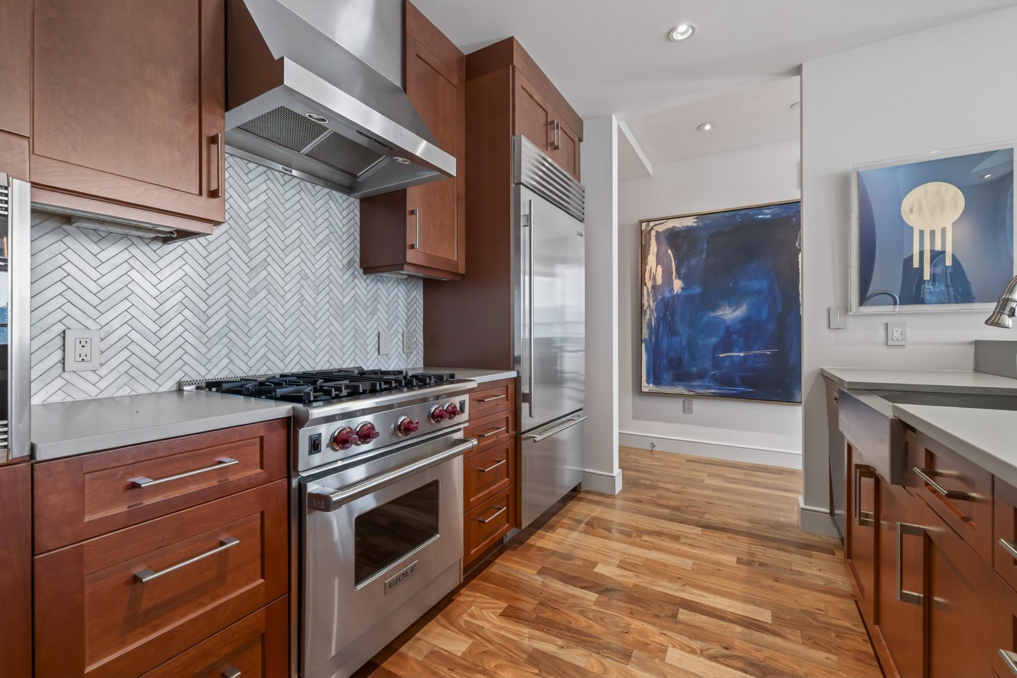 98 San Jacinto BLVD # 2103