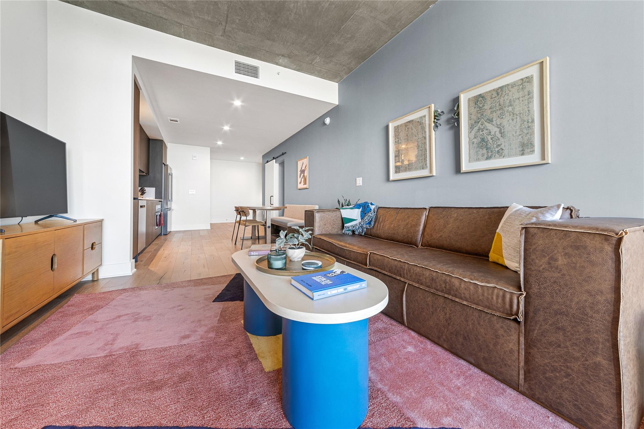 48 East Ave # 2311