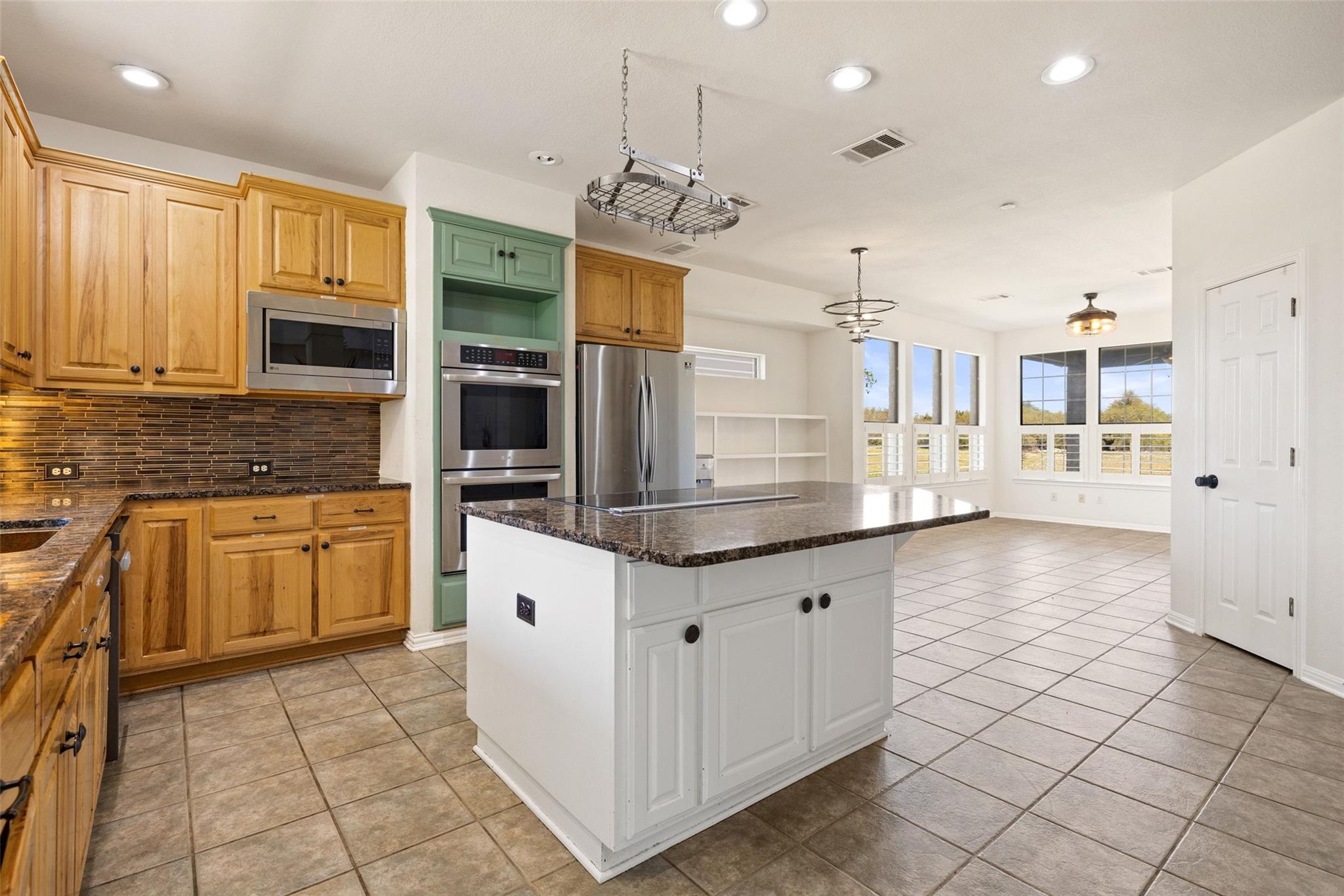 815 Elliott Ranch RD