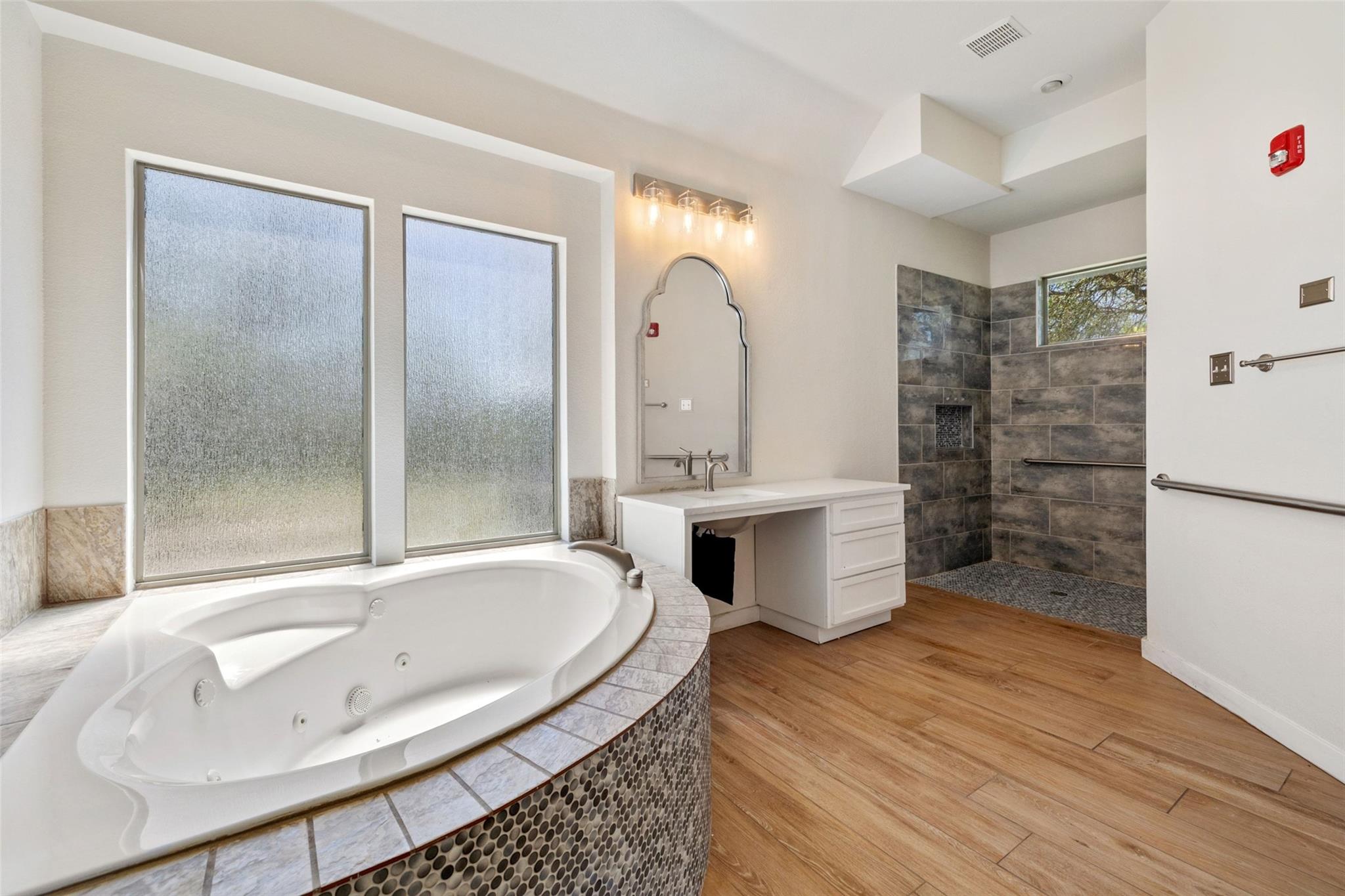 815 Elliott Ranch RD