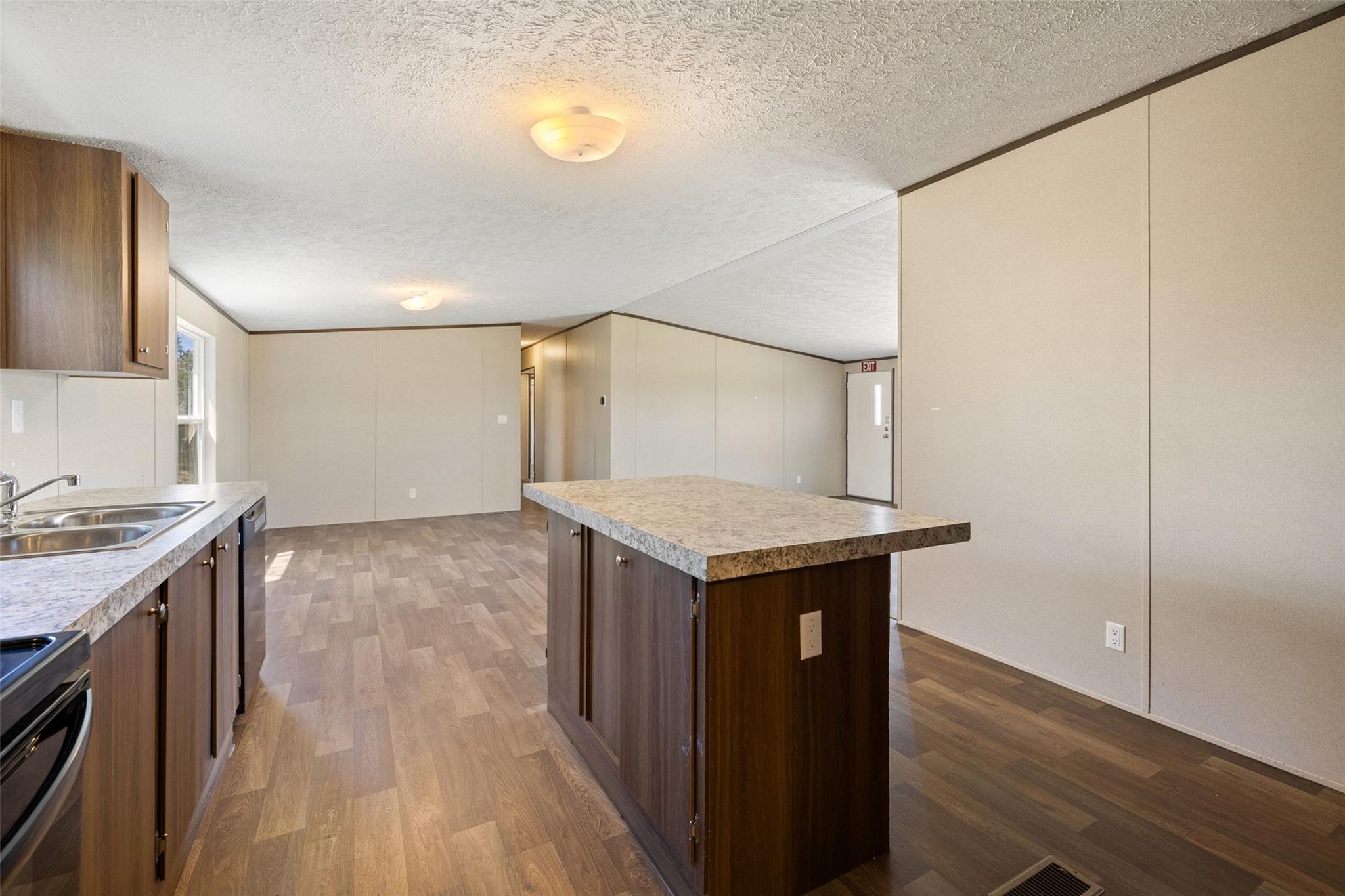 815 Elliott Ranch RD