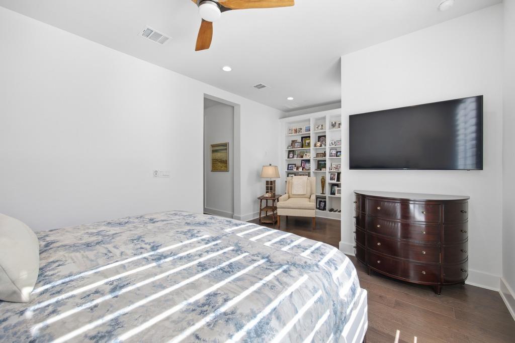 4701 Unity CIR