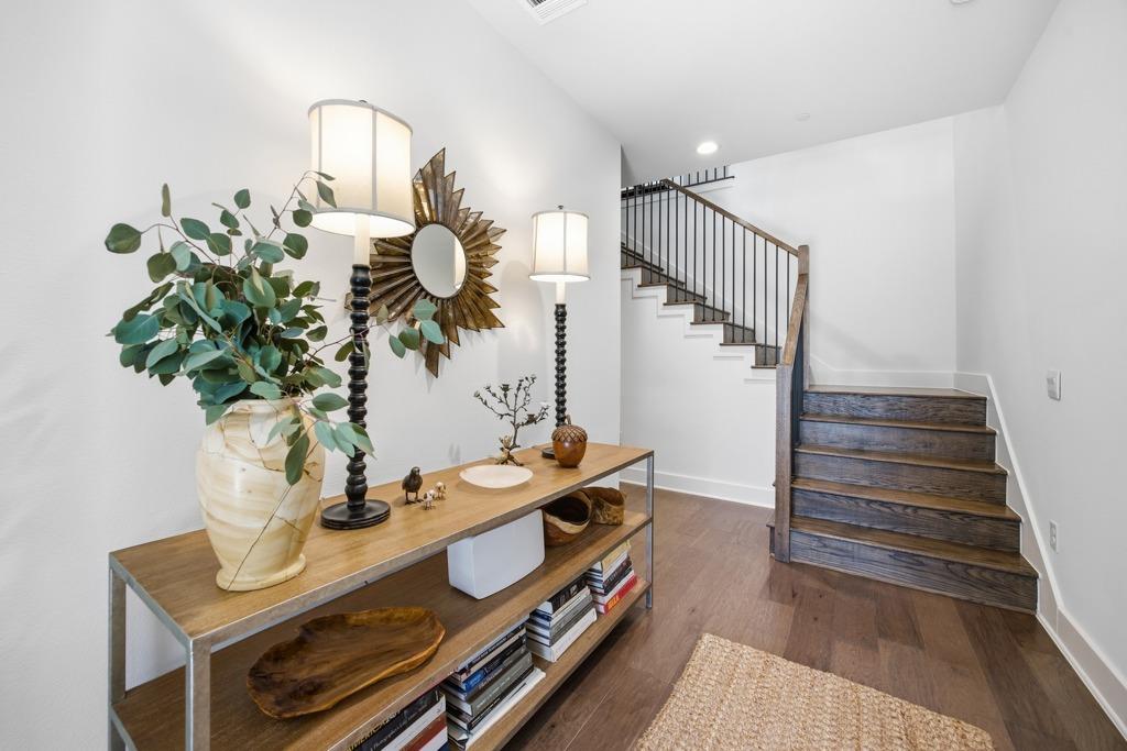 4701 Unity CIR