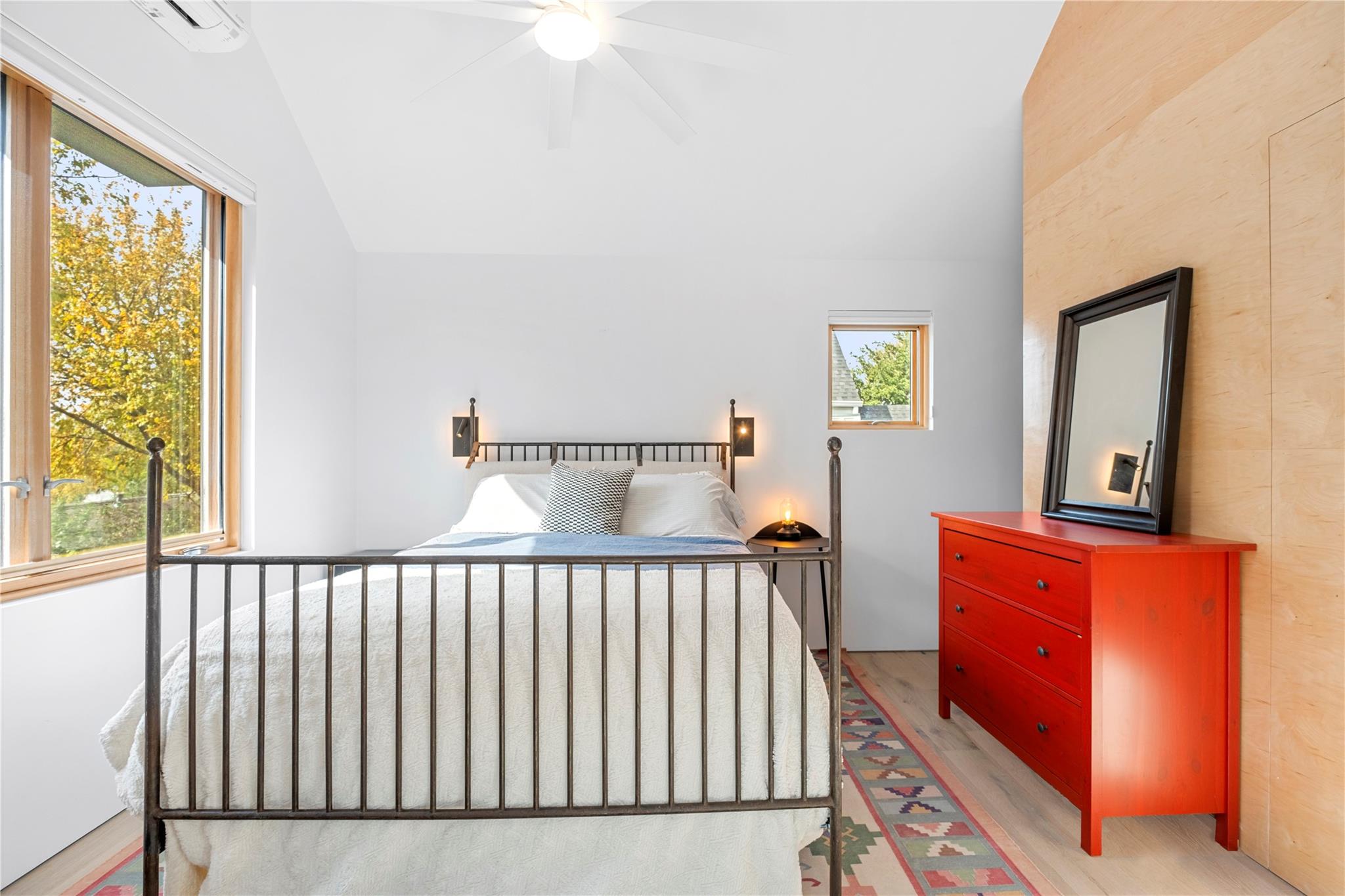 907 W Annie ST # 2