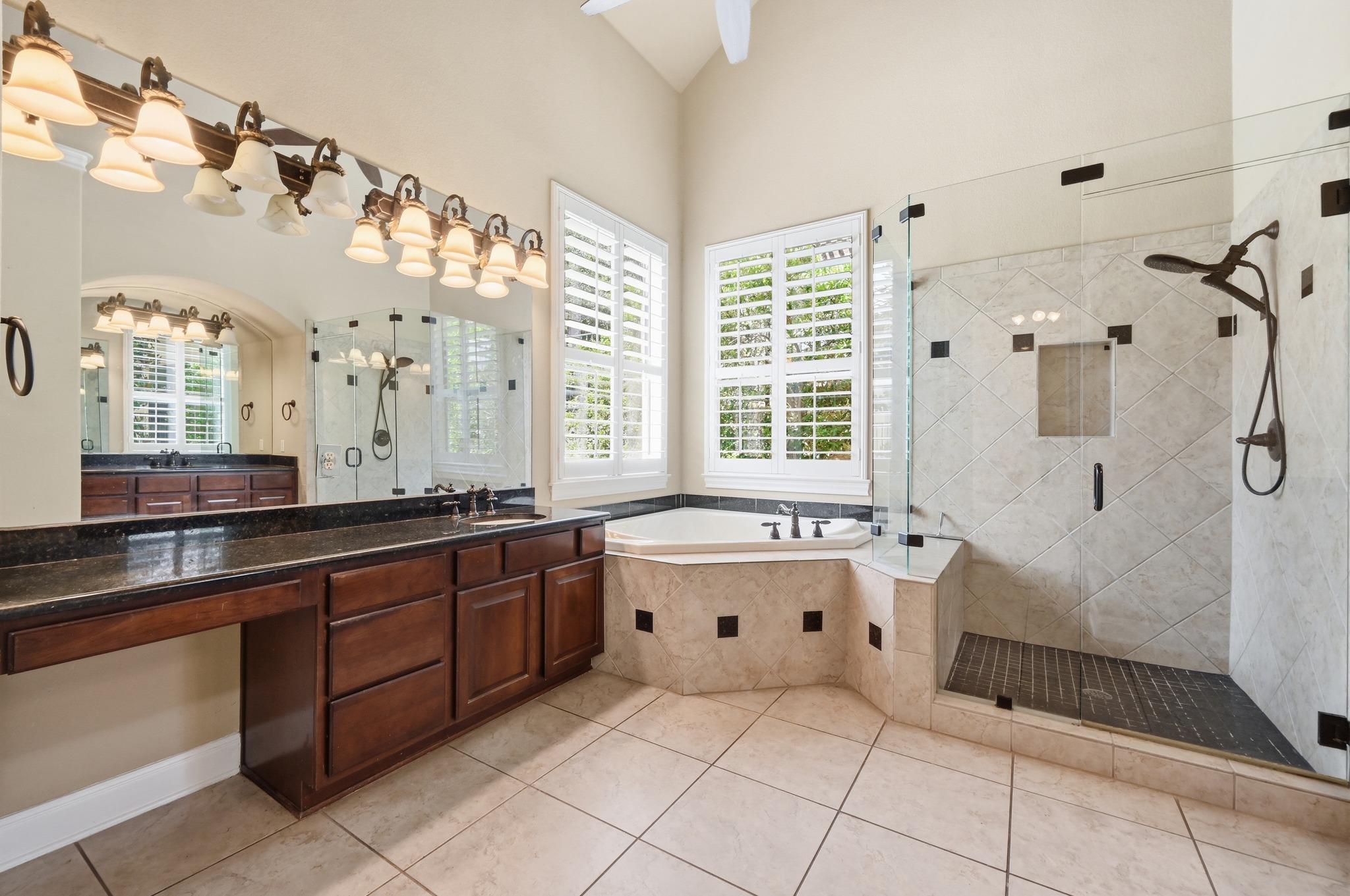 111 WHITLEY DR