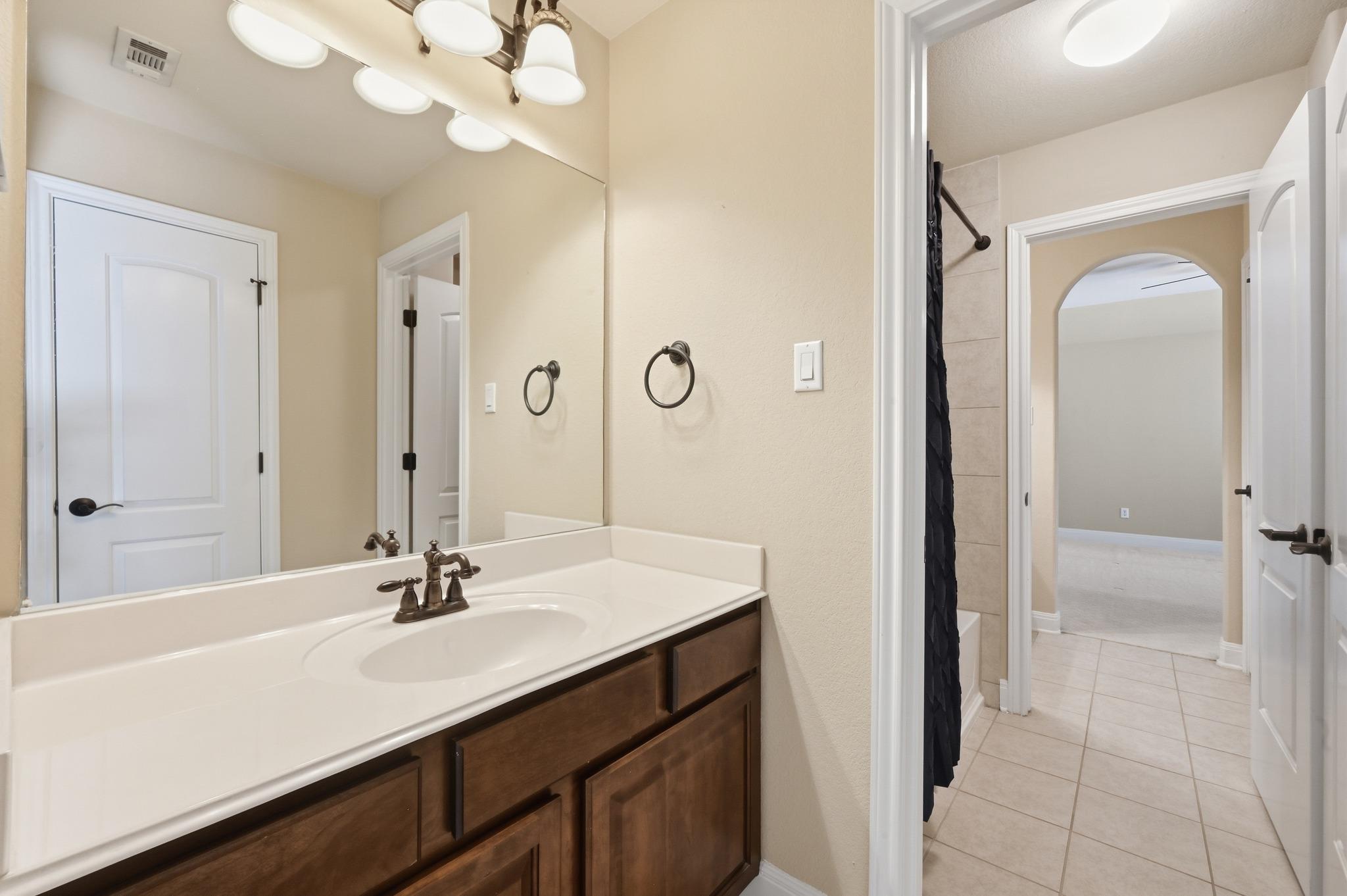 111 WHITLEY DR