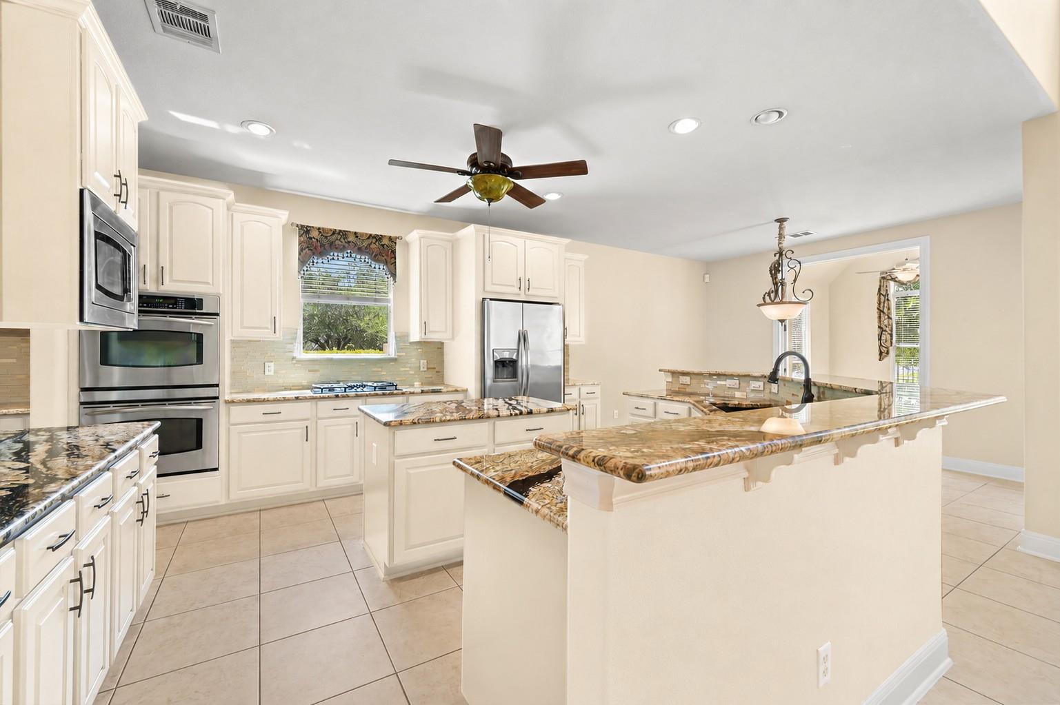 111 WHITLEY DR