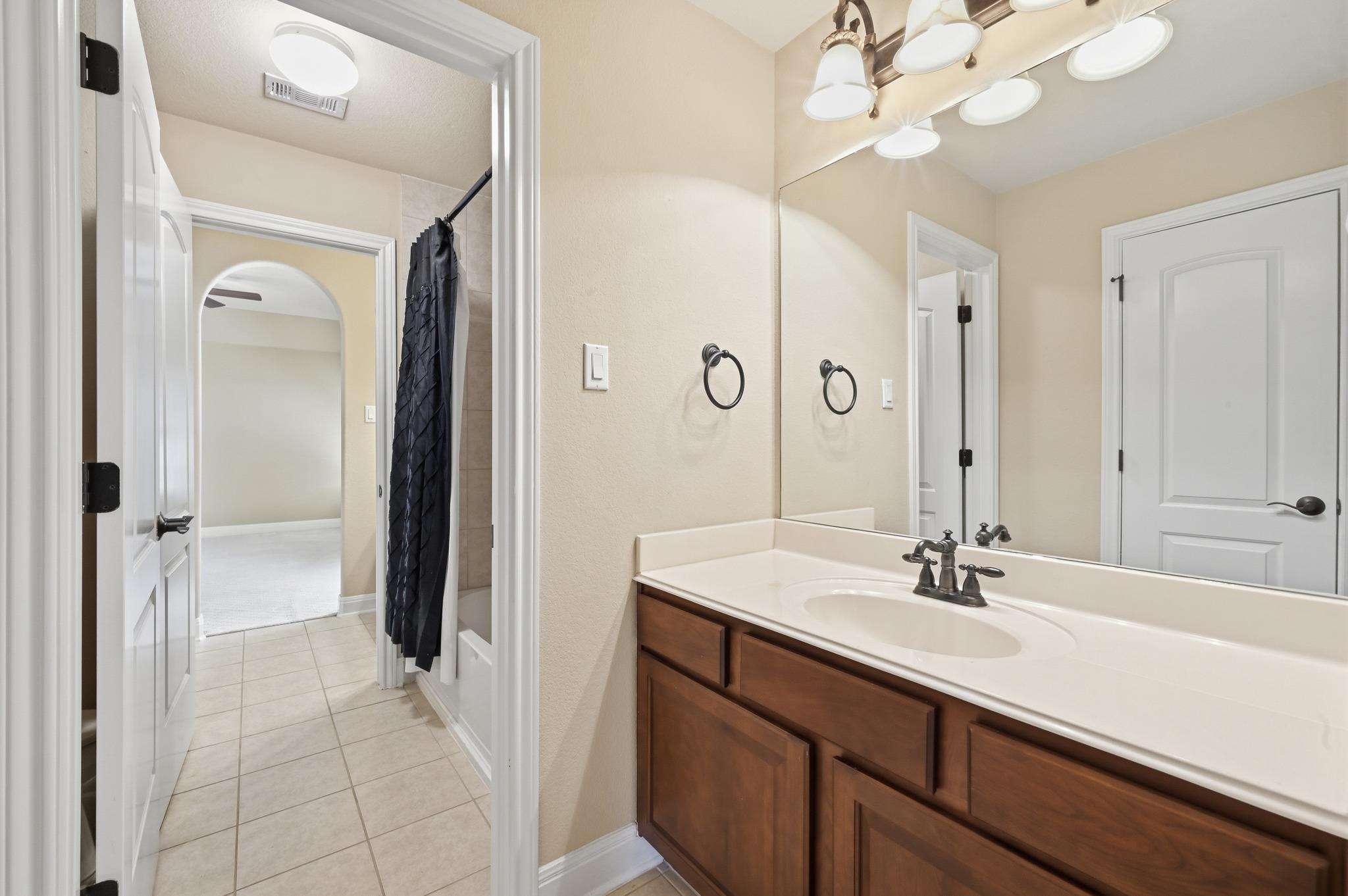 111 WHITLEY DR