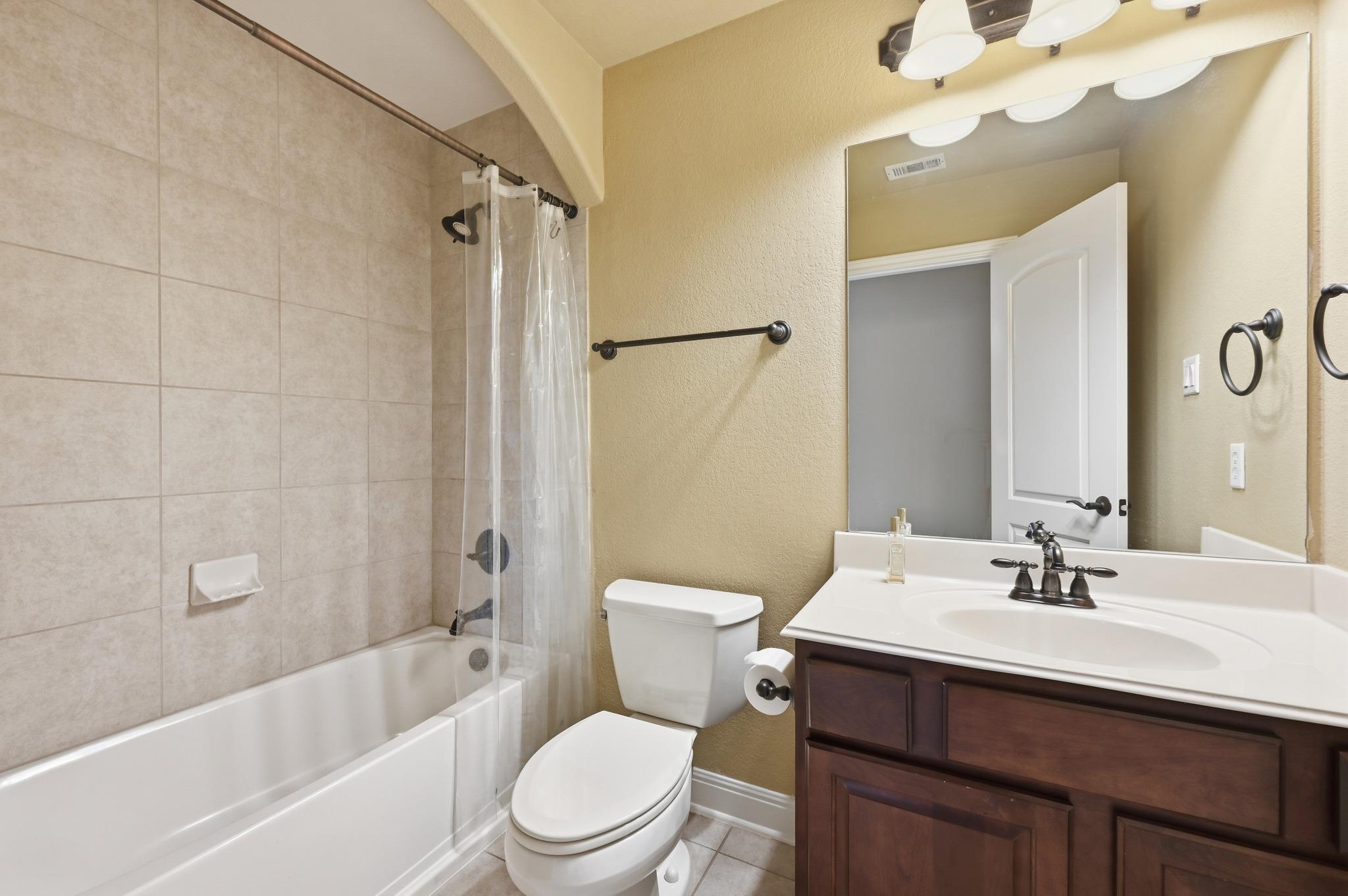 111 WHITLEY DR