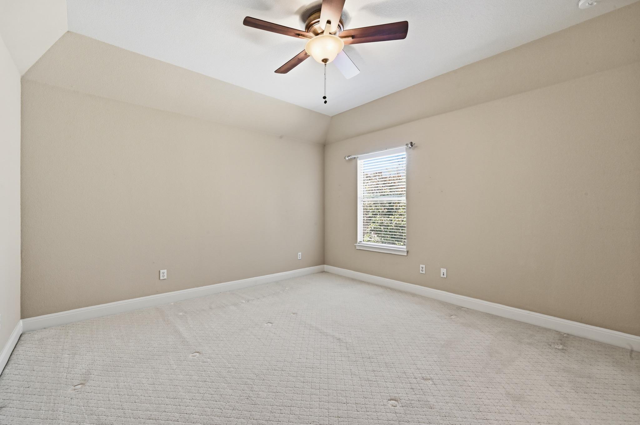 111 WHITLEY DR