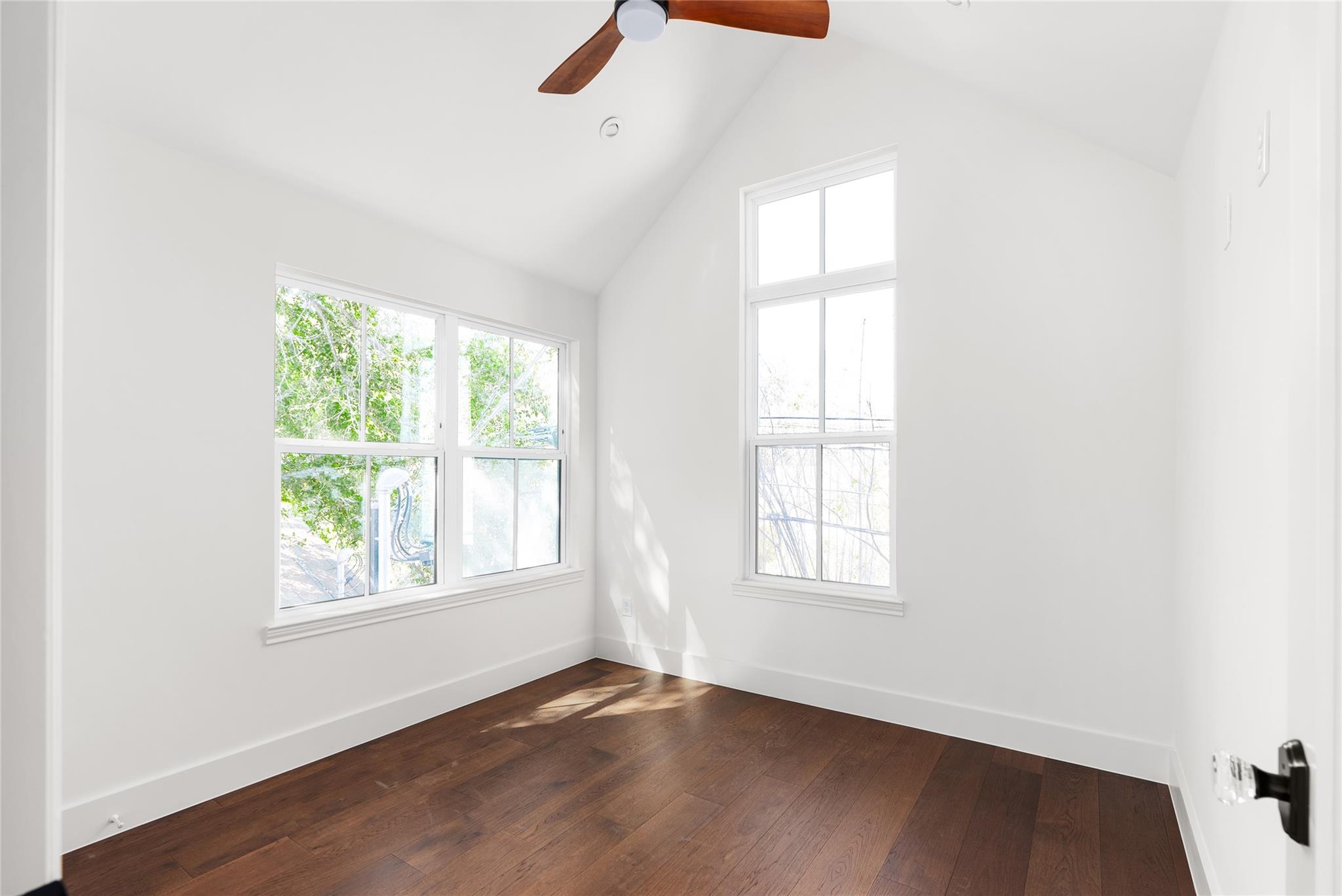 3104 Lafayette Ave # 2