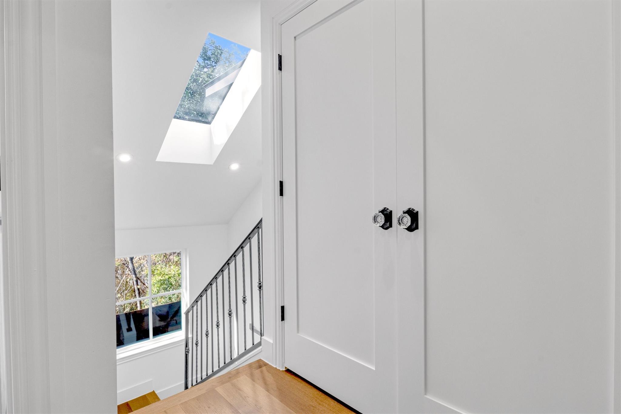 3104 Lafayette Ave # 2