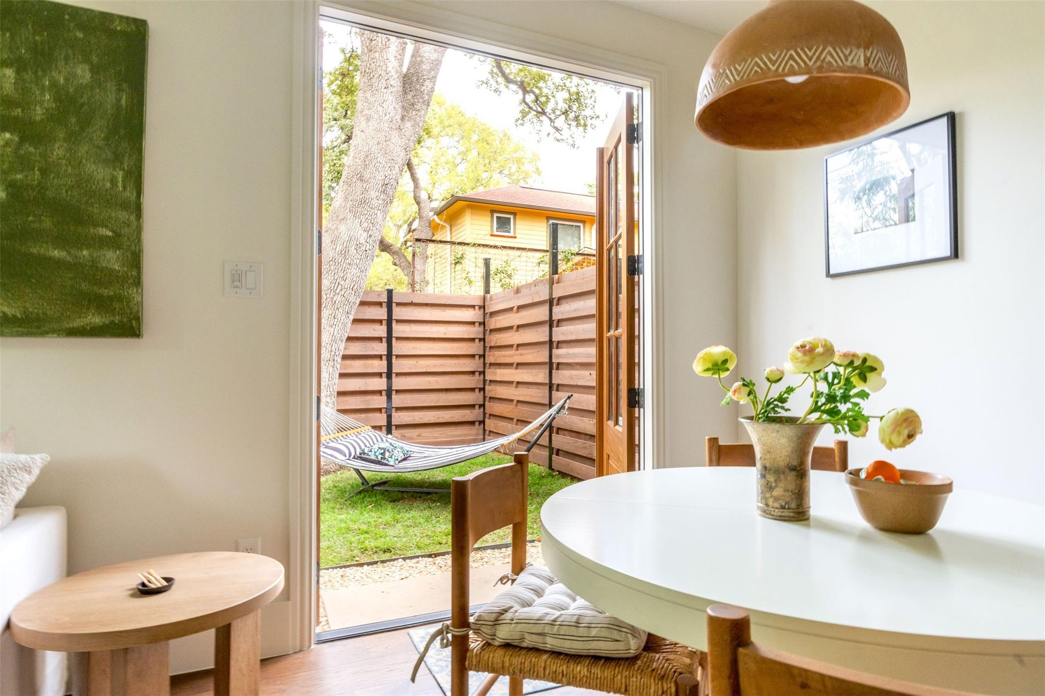 3104 Lafayette Ave # 2