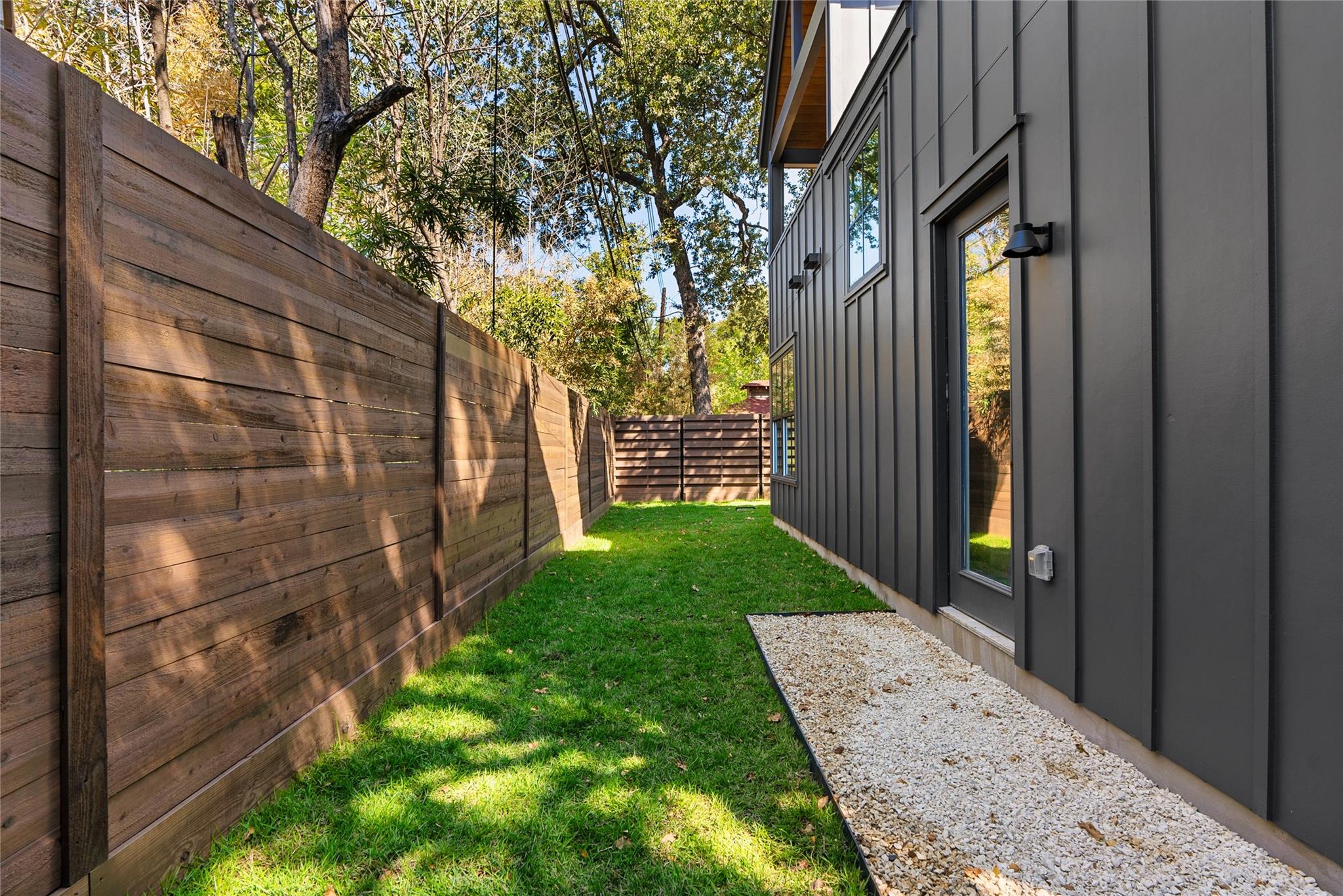 3104 Lafayette Ave # 2