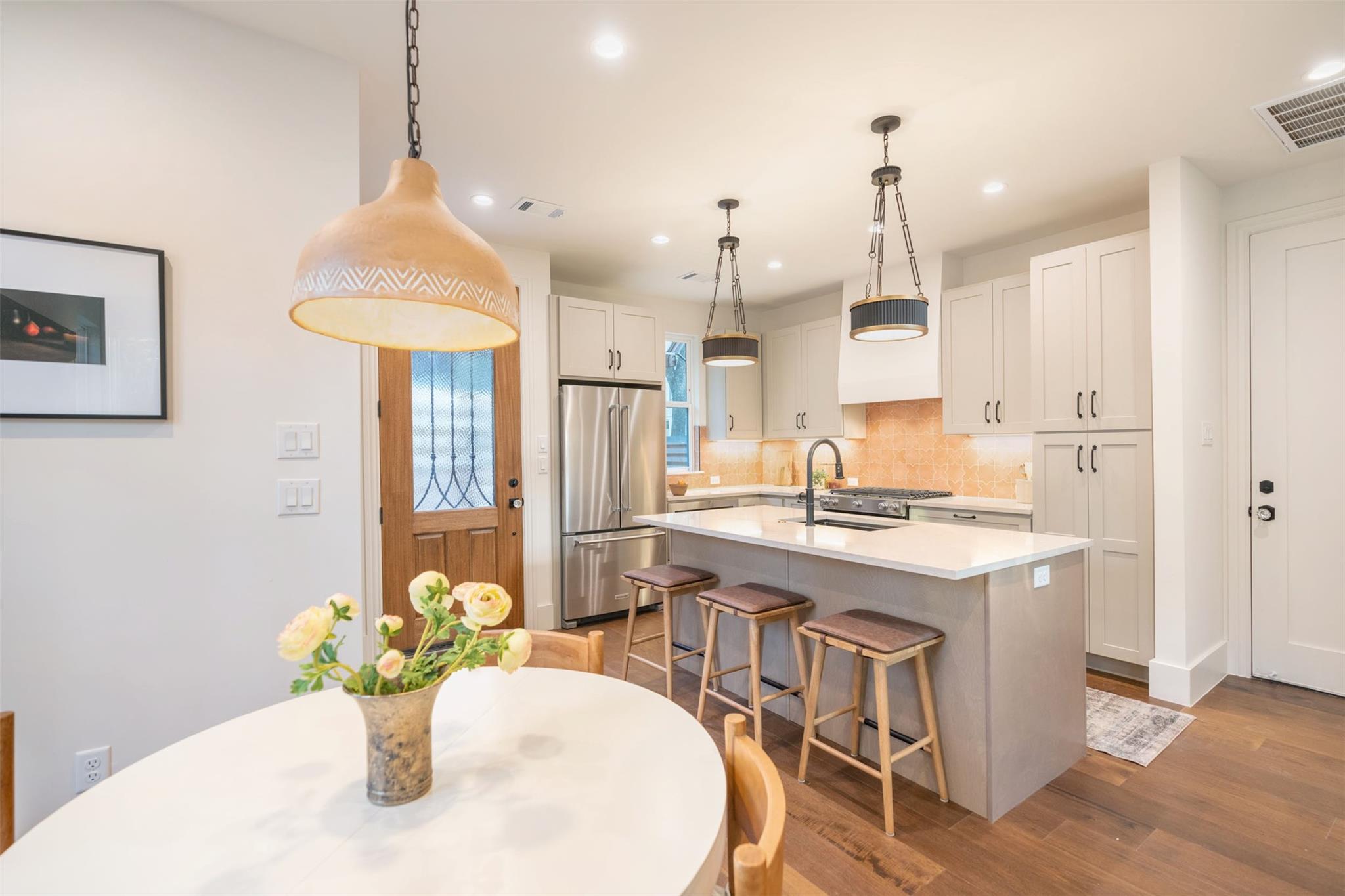 3104 Lafayette Ave # 2