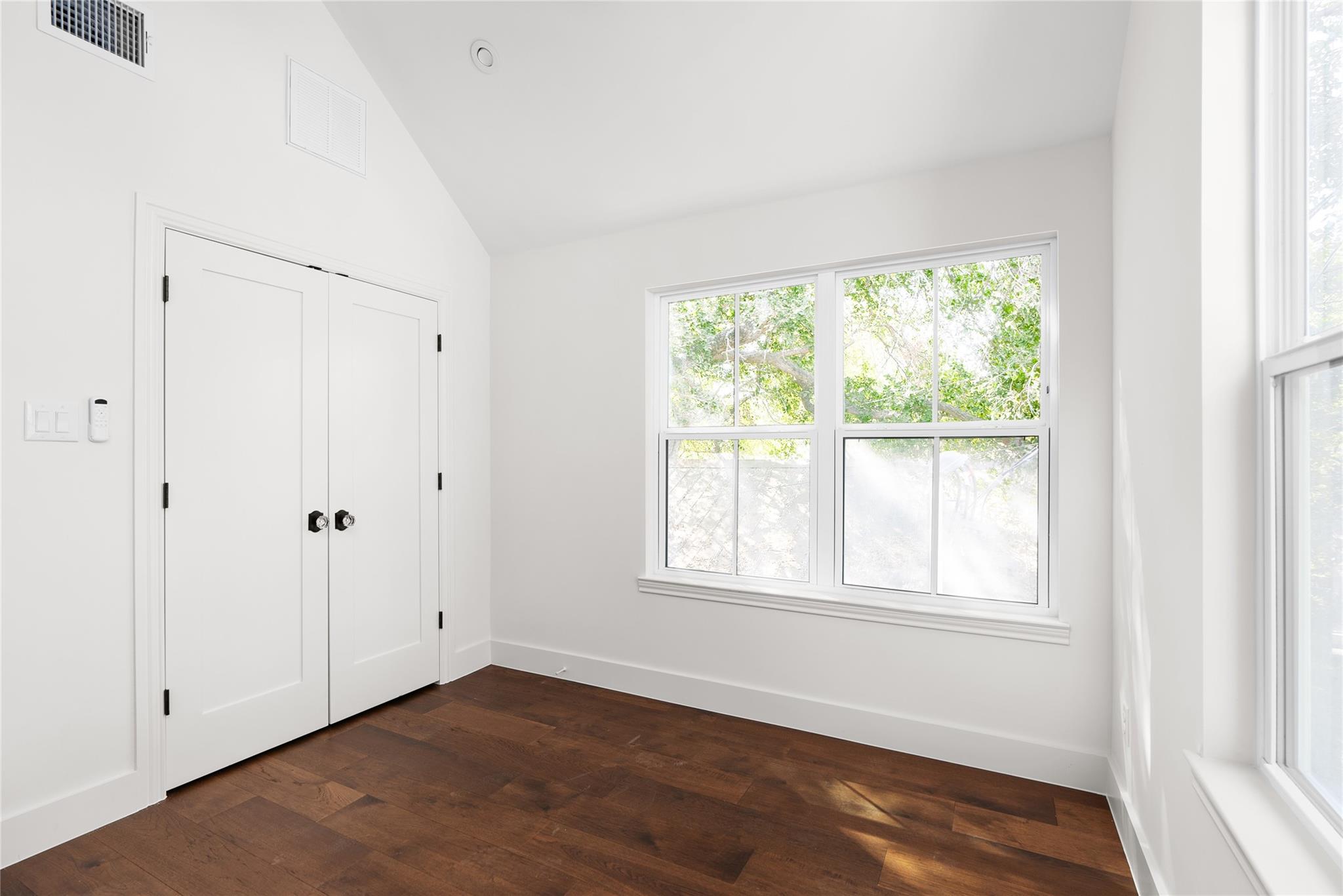 3104 Lafayette Ave # 2