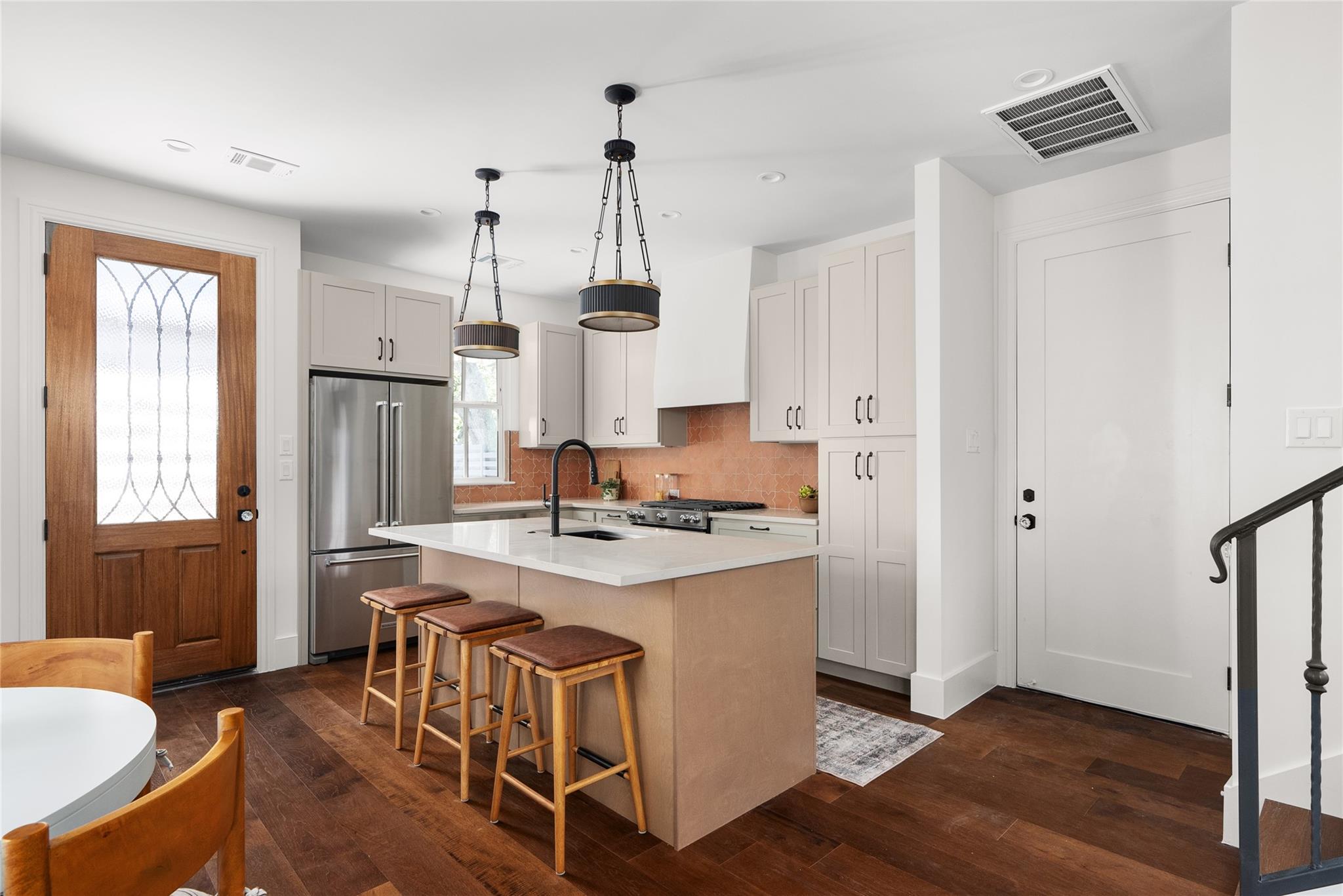 3104 Lafayette Ave # 2