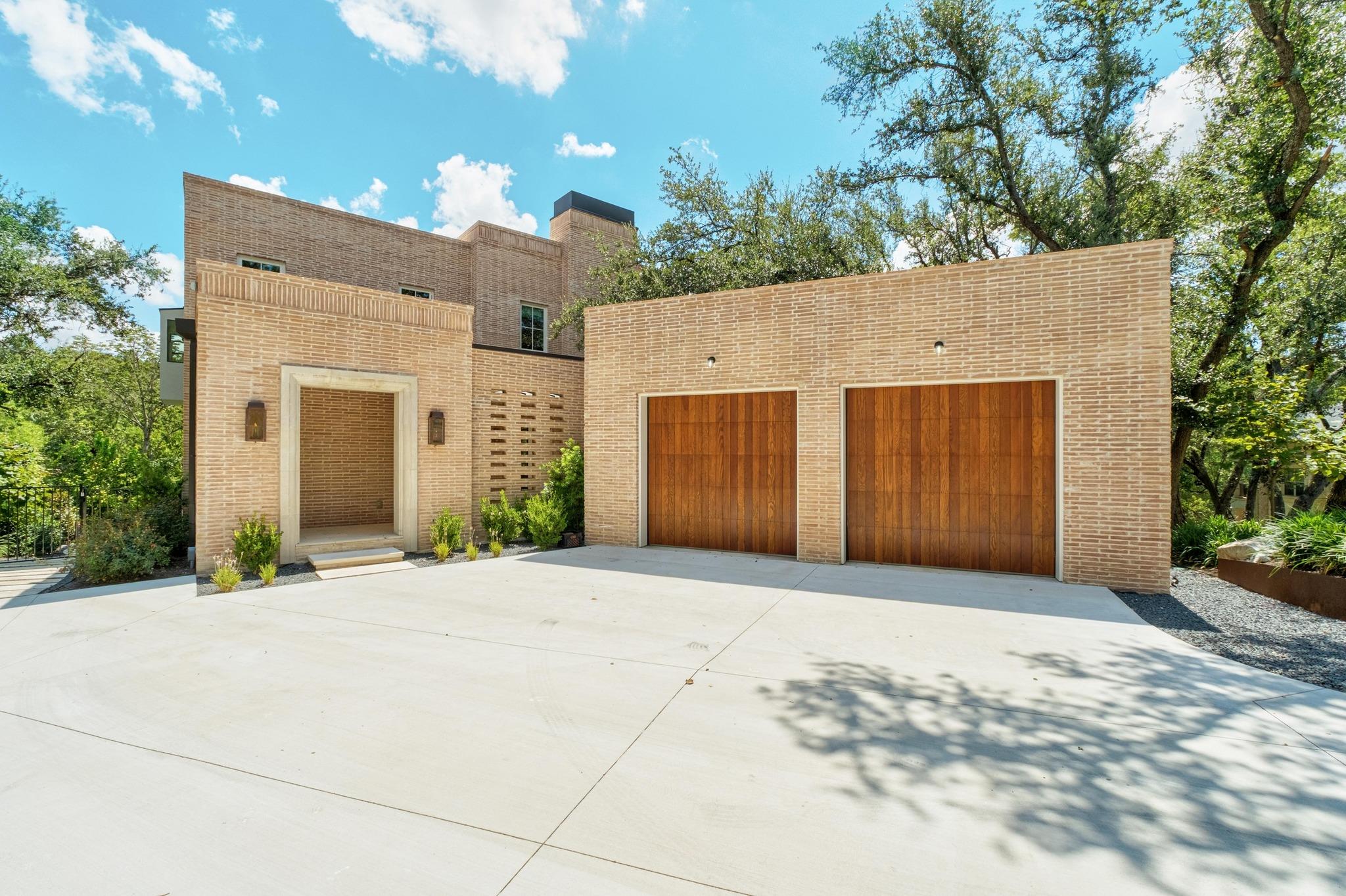 4500 River Wood CT